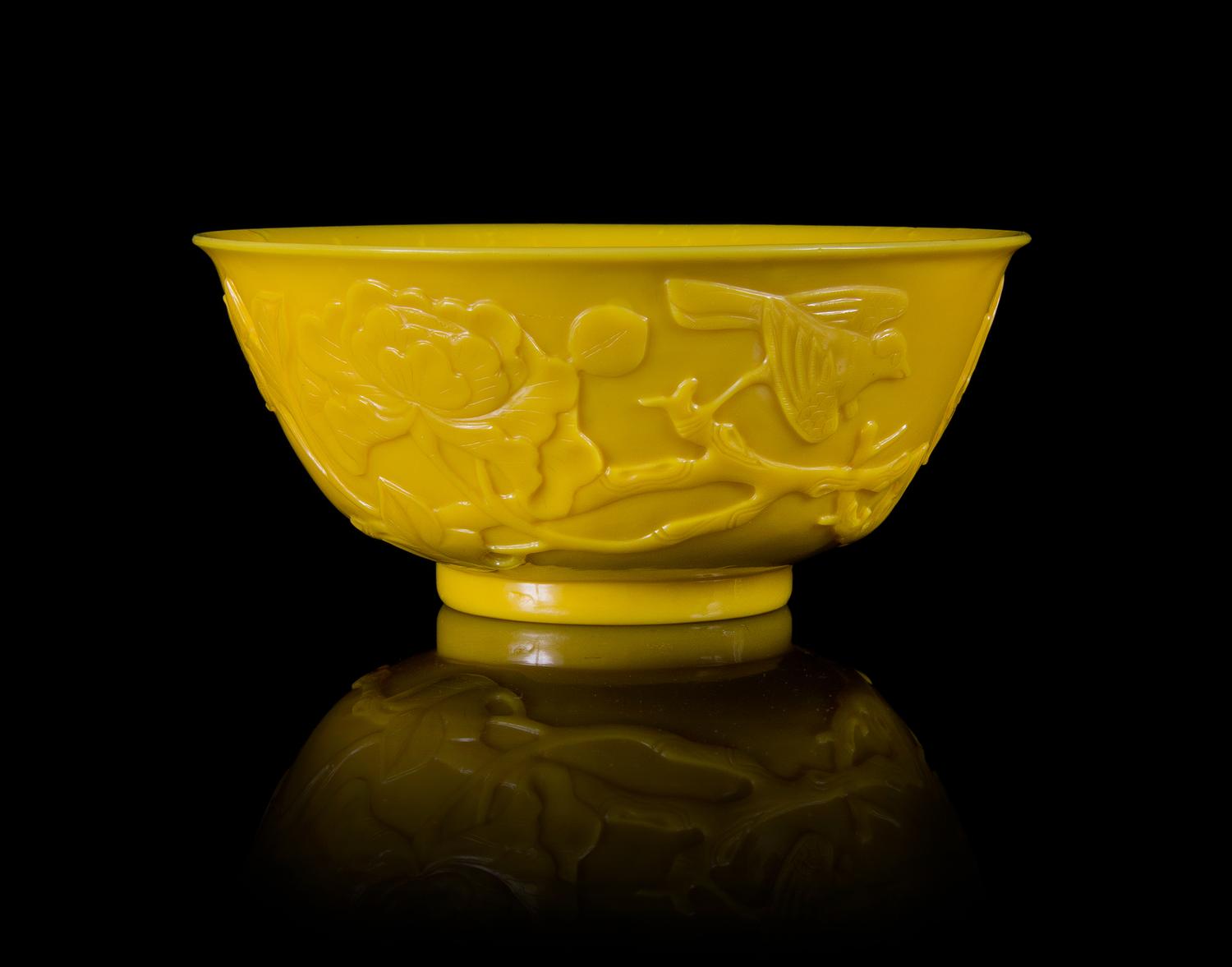 A Yellow Peking Glass Bowl — LATE QING DYNASTY