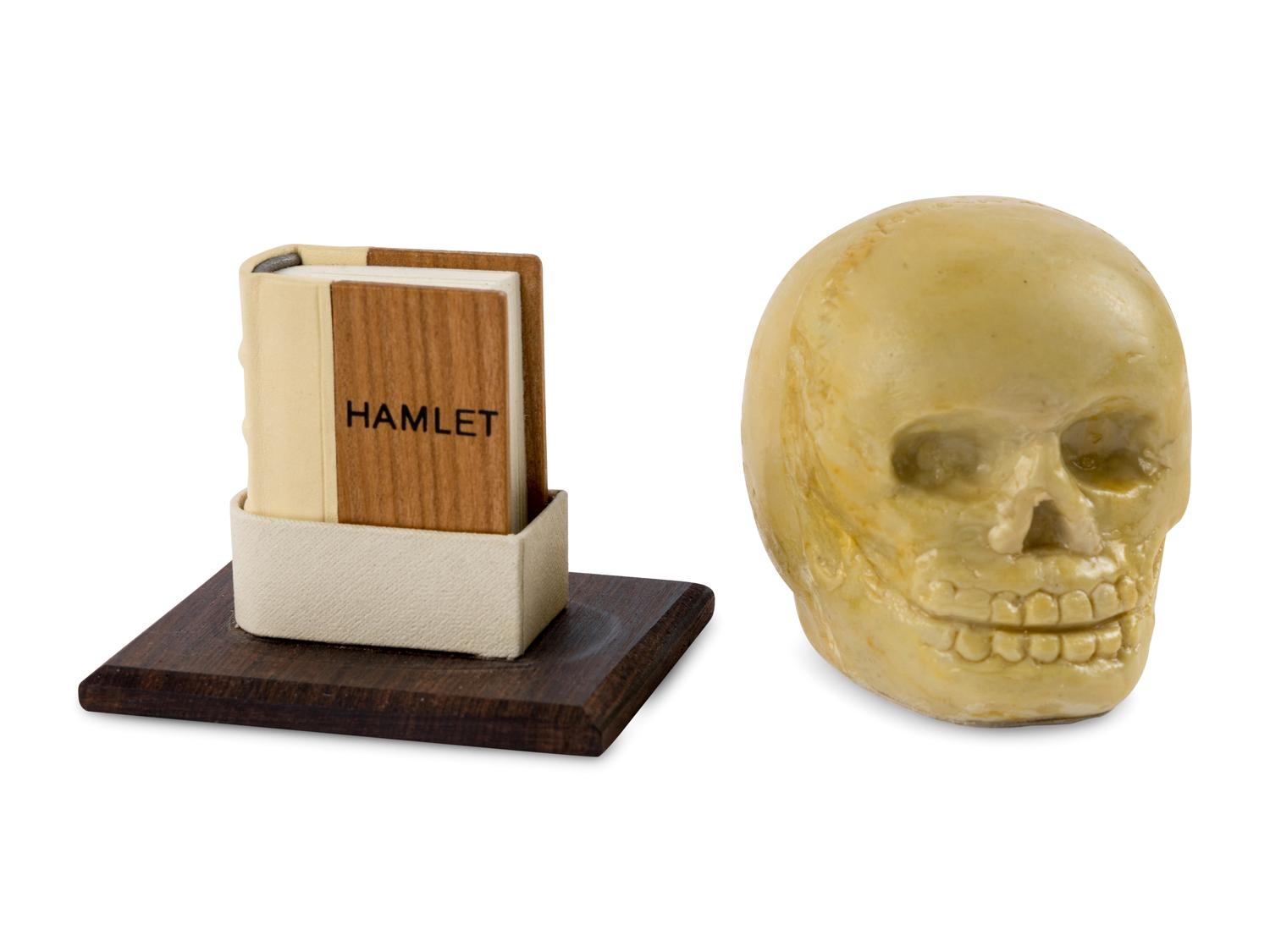 [SOBOTA, Jan (1939-2012) and Jarmila SOBOTA]. SHAKESPEARE, William (1564-1616). Hamlet: Famous Quotations . Loket, Czech Republic: [N.p.], 2009.