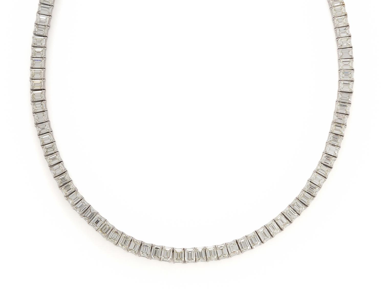 PLATINUM AND DIAMOND RIVIÈRE NECKLACE