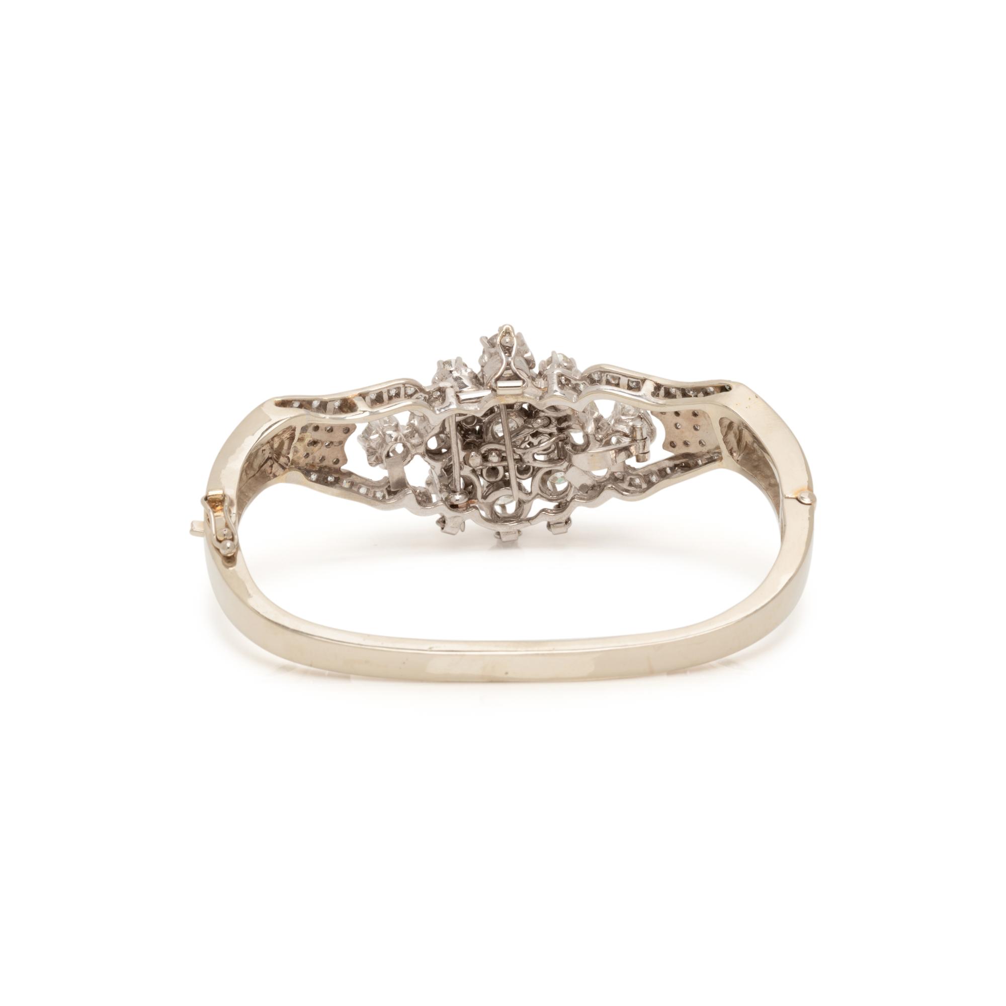 CONVERTIBLE WHITE GOLD AND DIAMOND BANGLE BRACELET