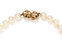 CULTURED PEARL NECKLACE