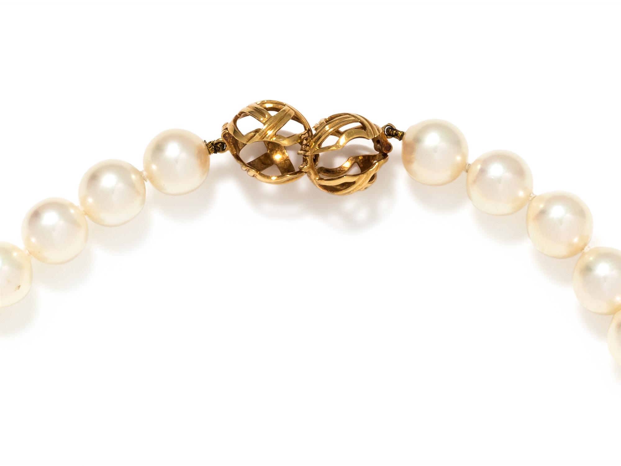 CULTURED PEARL NECKLACE