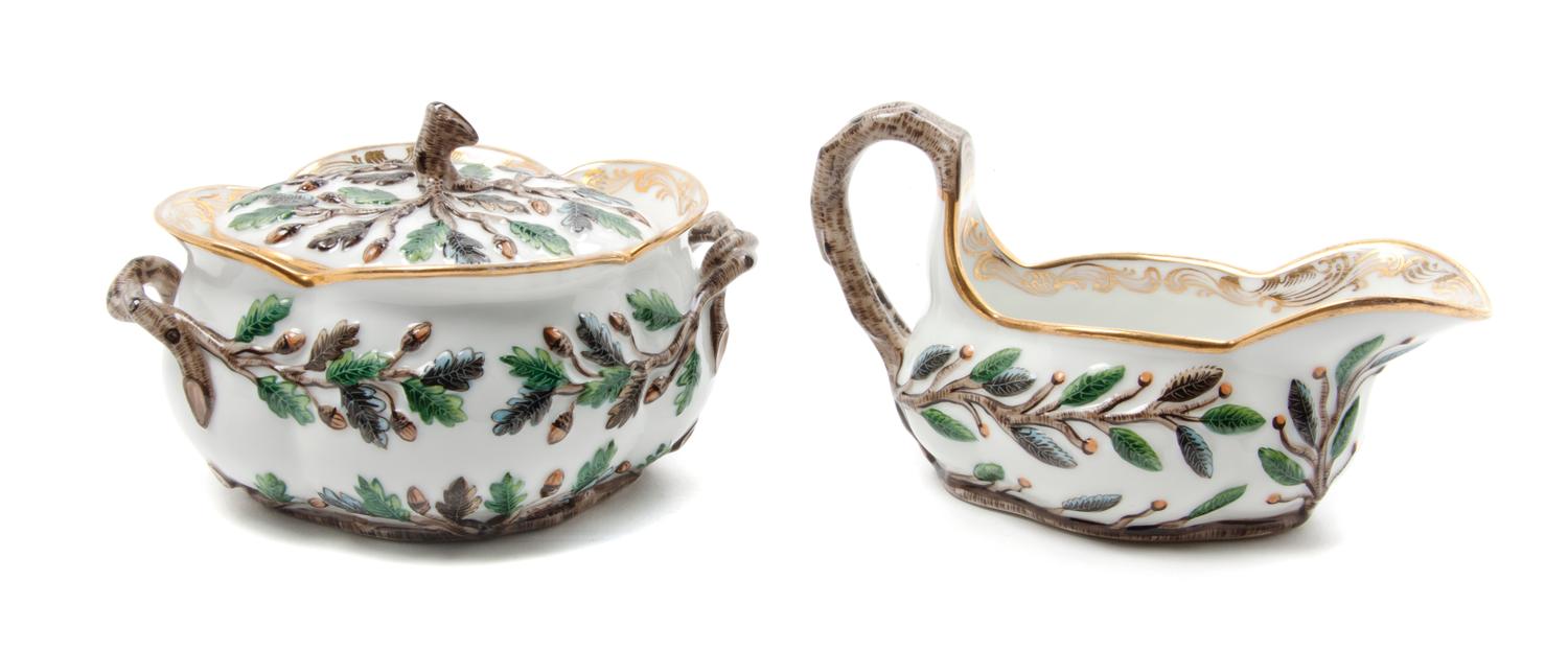 A Russian Porcelain Creamer and Sugar Set, Popov, Width of widest over handles 5 1/4 inches.