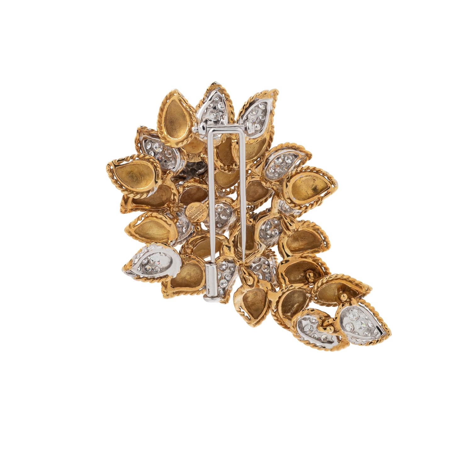 SABBADINI, YELLOW GOLD AND DIAMOND BROOCH