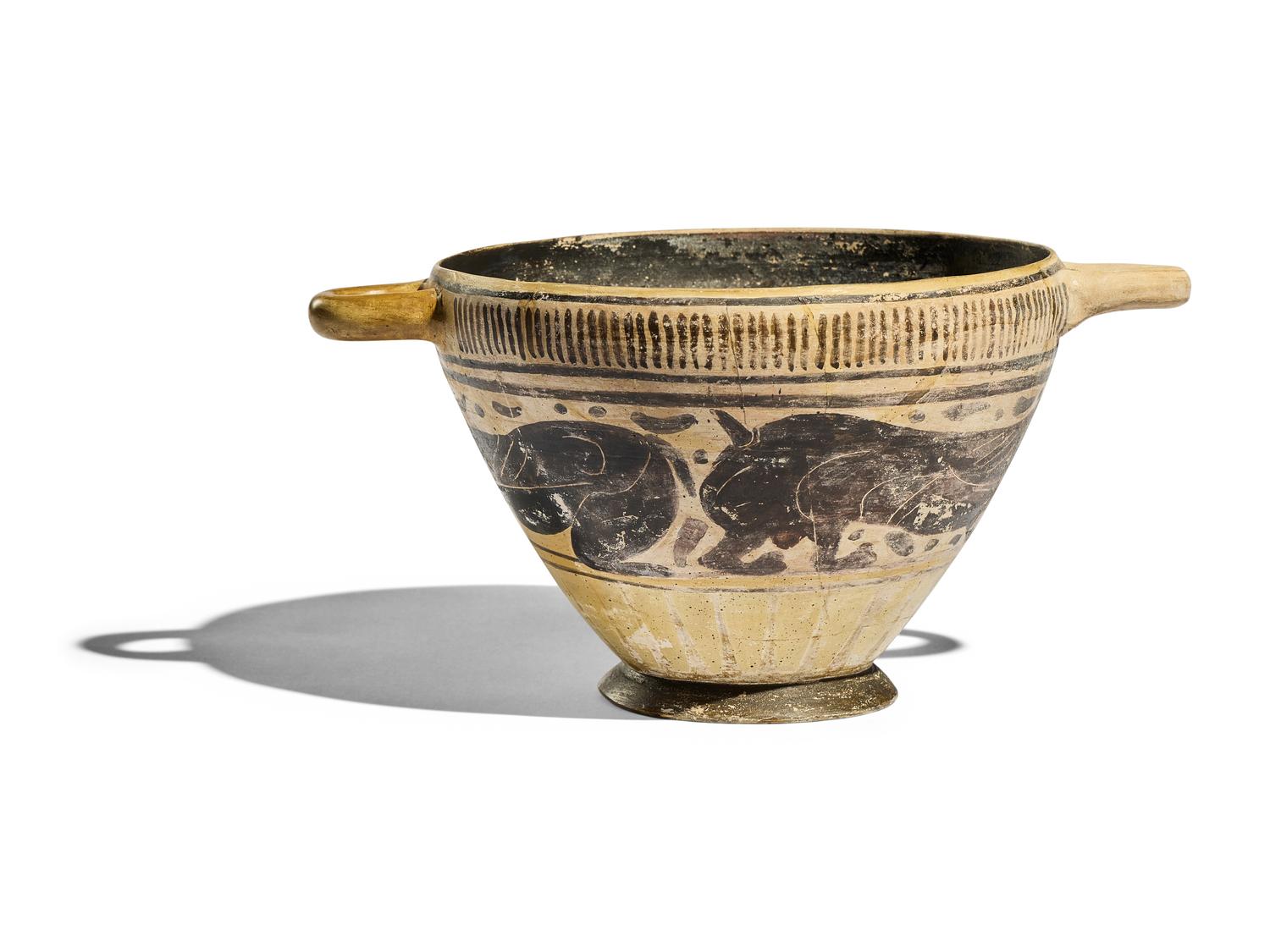 An Italo-Corinthian Black-Figured Kotyle