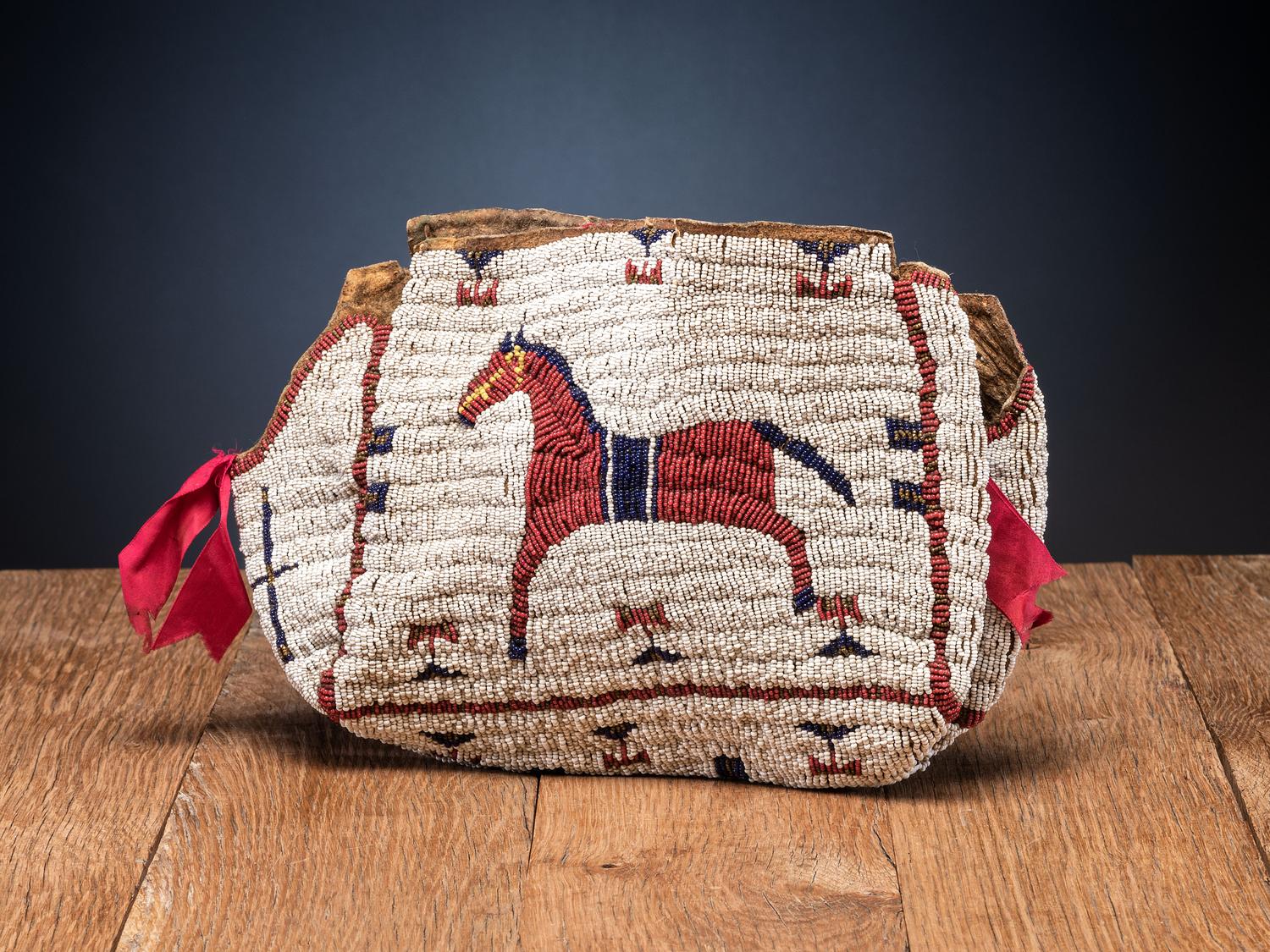 Sioux Beaded Pictorial Doctor's Bag, Remnant