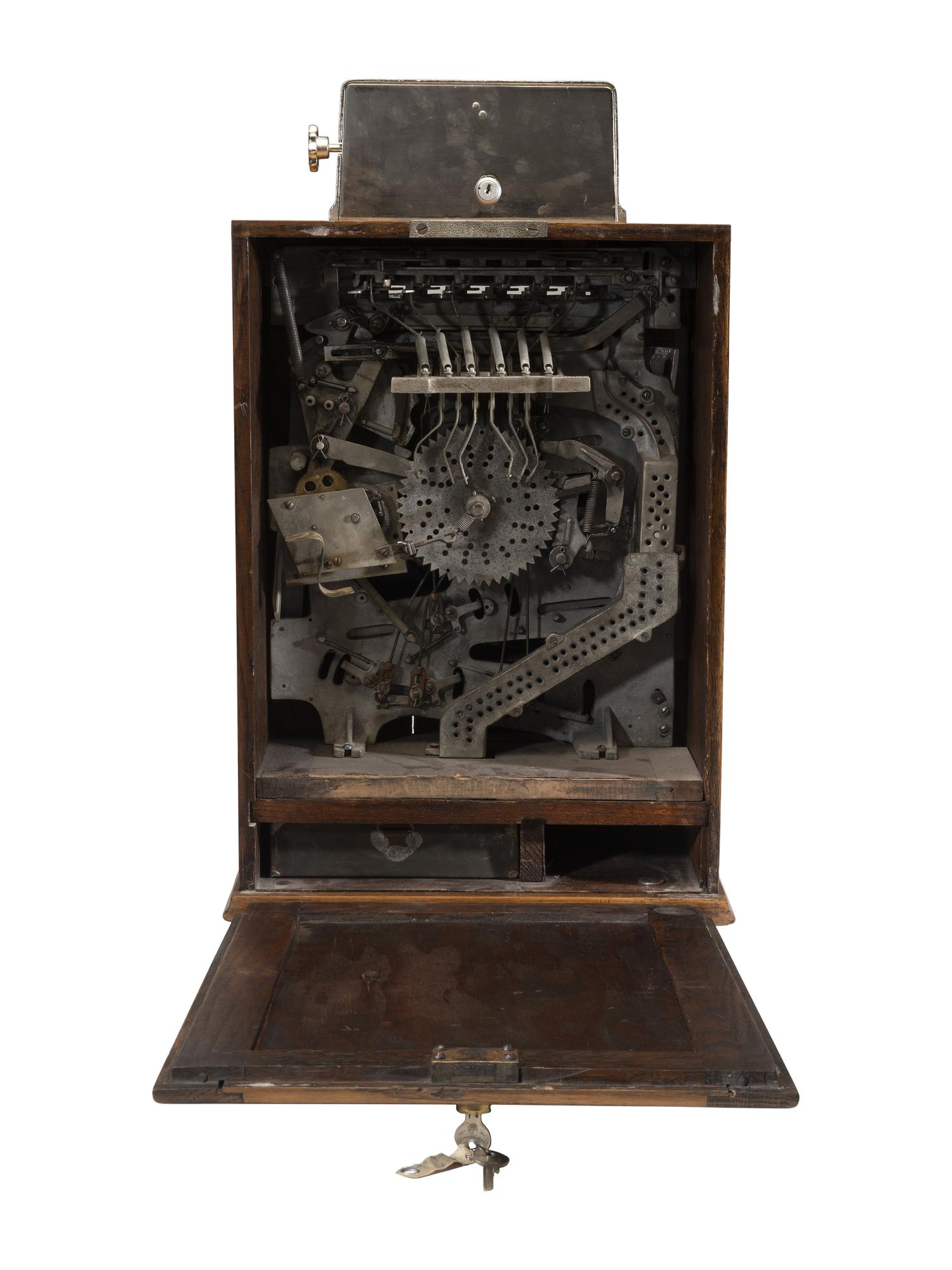 A Watling Brownie Jackpot Nickel Slot Machine