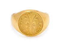 An 18 Karat Yellow Gold Ring, Italian,