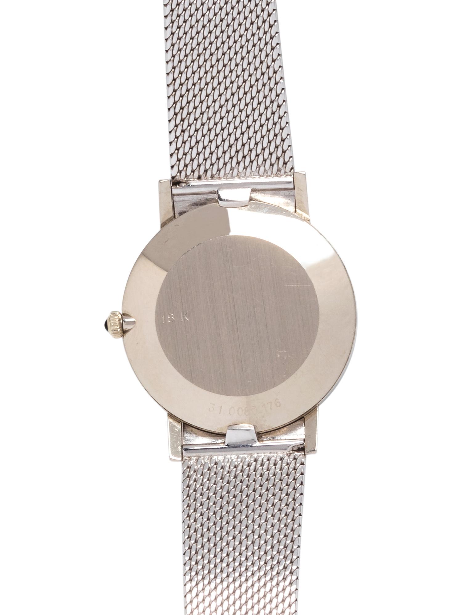 MOVADO, 18K WHITE GOLD 'MUSEUM CLASSIC' WRISTWATCH