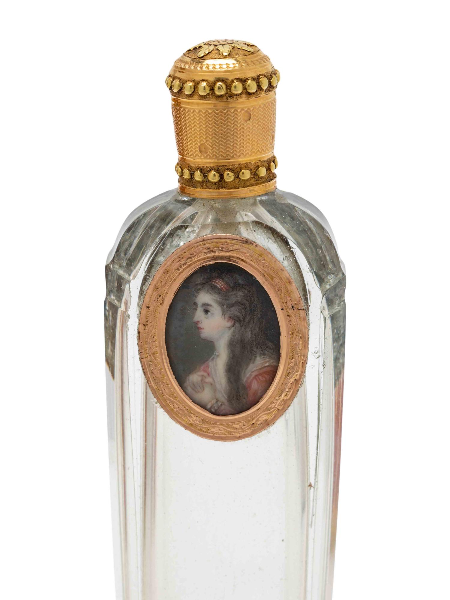 A Louis XVI Gold, Lacquer and Enamel-Mounted Nécessaire