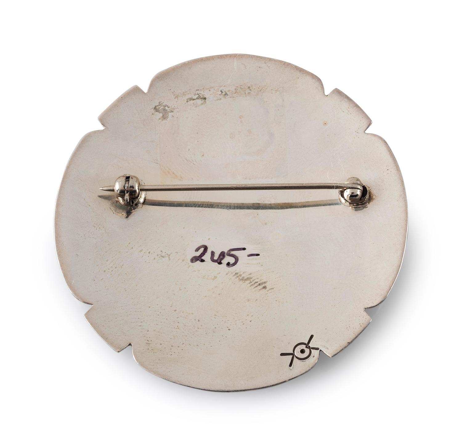 Silver Pendant / Pins