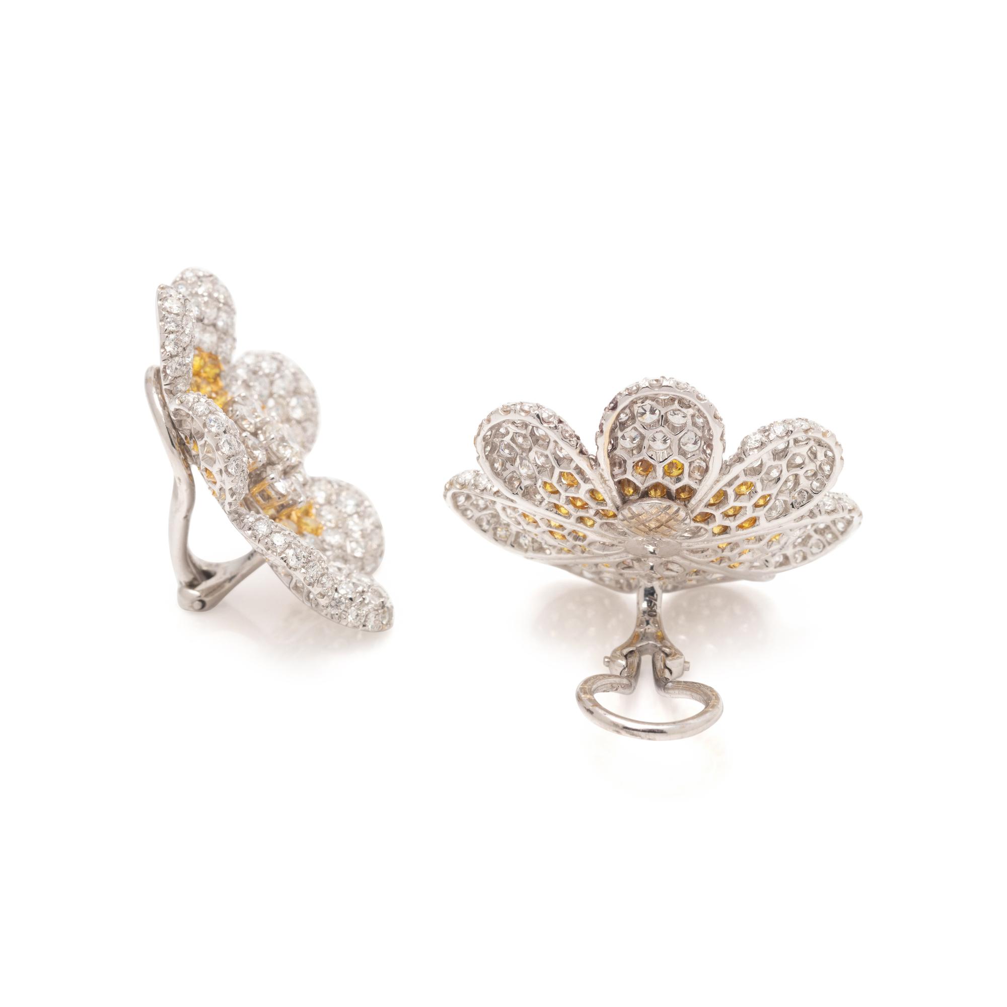DIAMOND AND COLORED DIAMOND FLOWER EARCLIPS