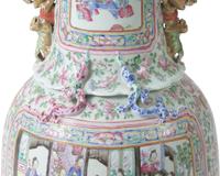 A very large Chinese export Famille Rose-decorated porcelain vase, 19th century