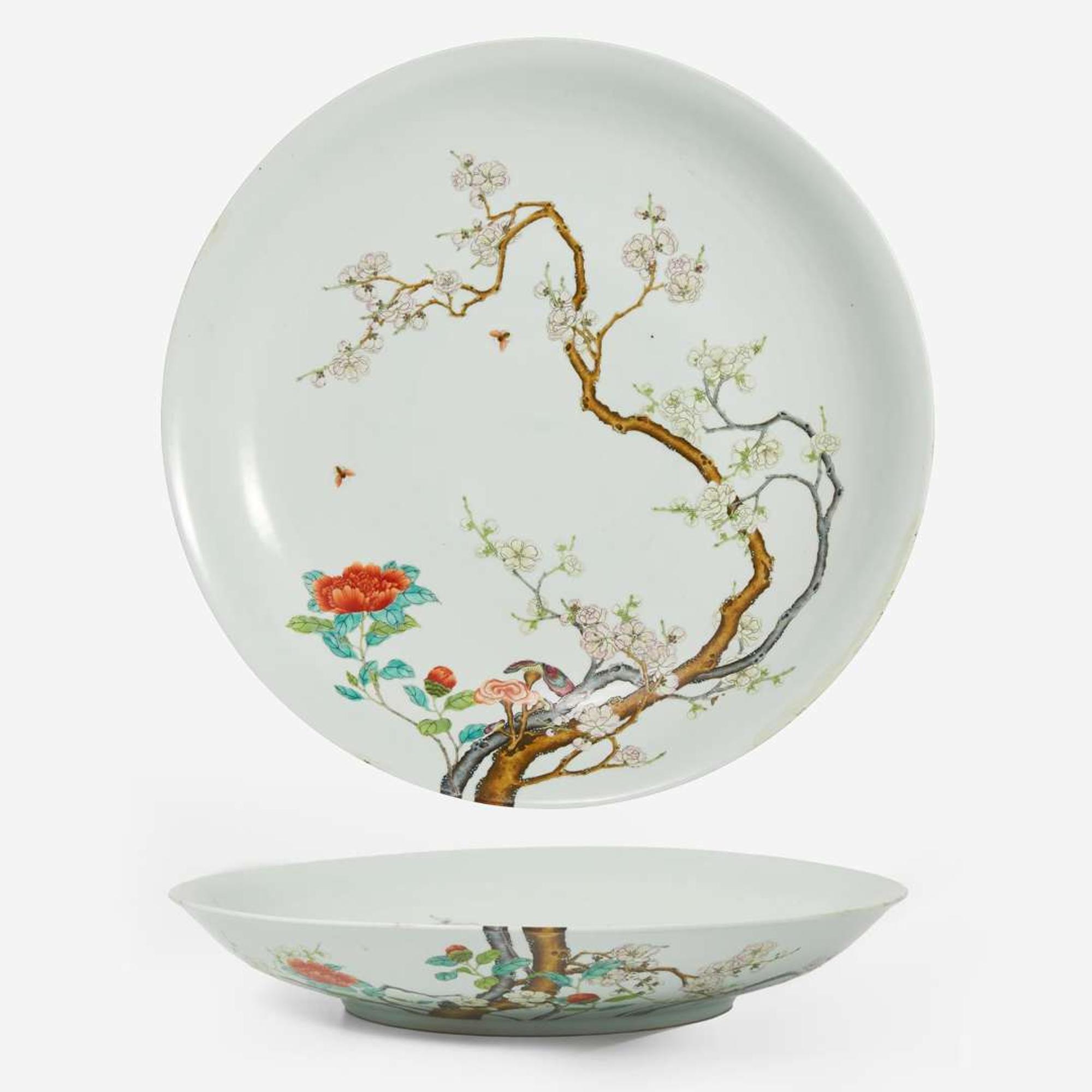 A large Chinese enameled porcelain floral charger 琺瑯彩過枝花卉大盤 Yongzheng six-character mark ?????????