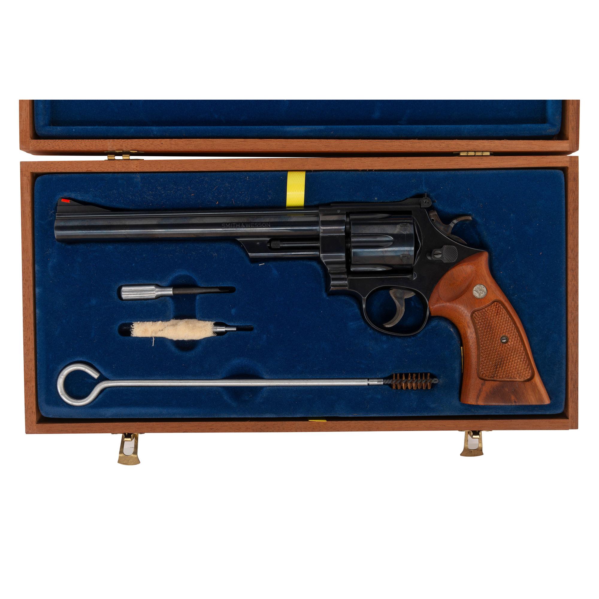 *Smith & Wesson Model 29-2 in Factory Box