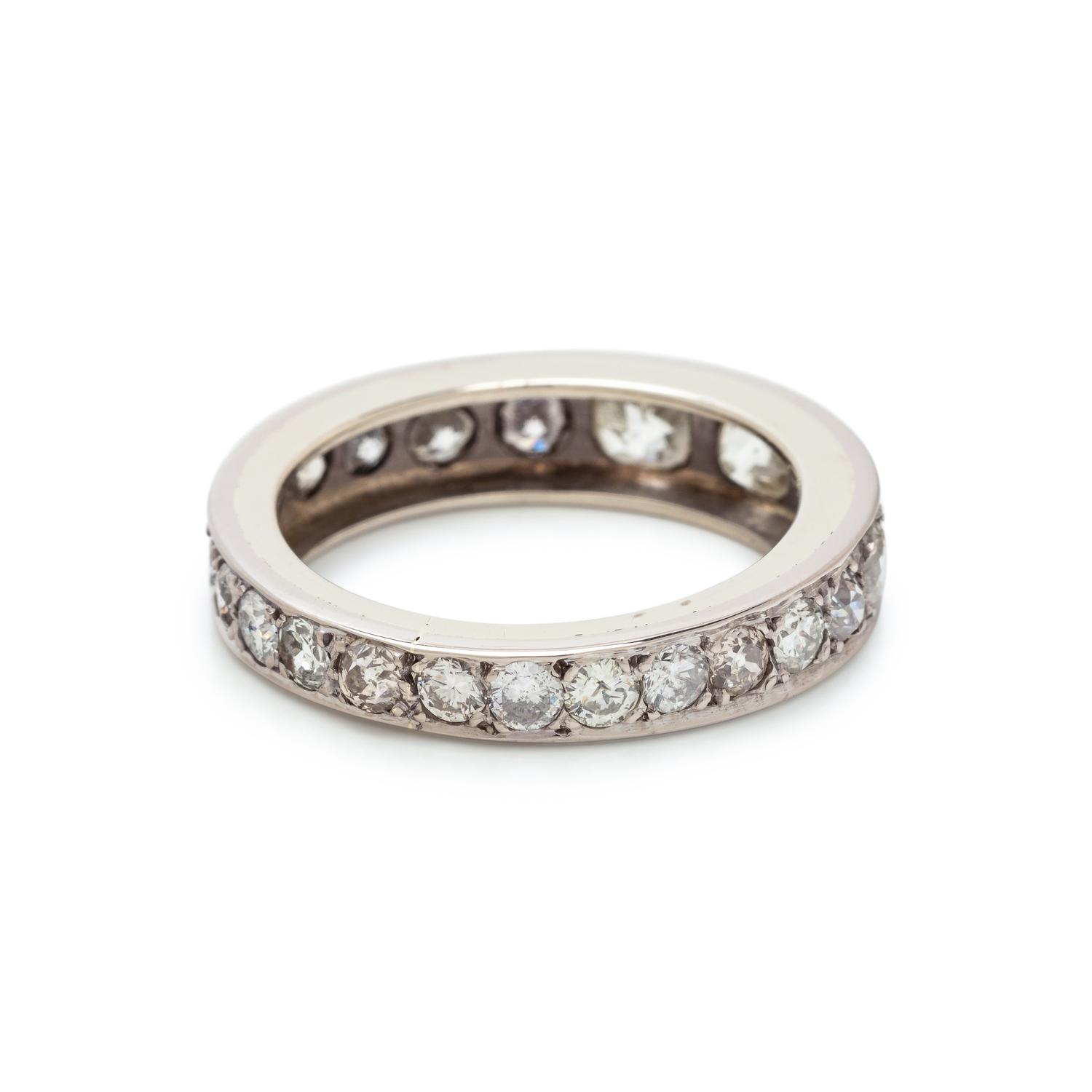 DIAMOND ETERNITY BAND