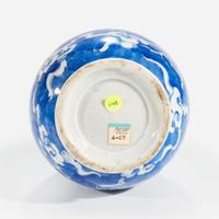 A Chinese blue and white porcelain bottle vase