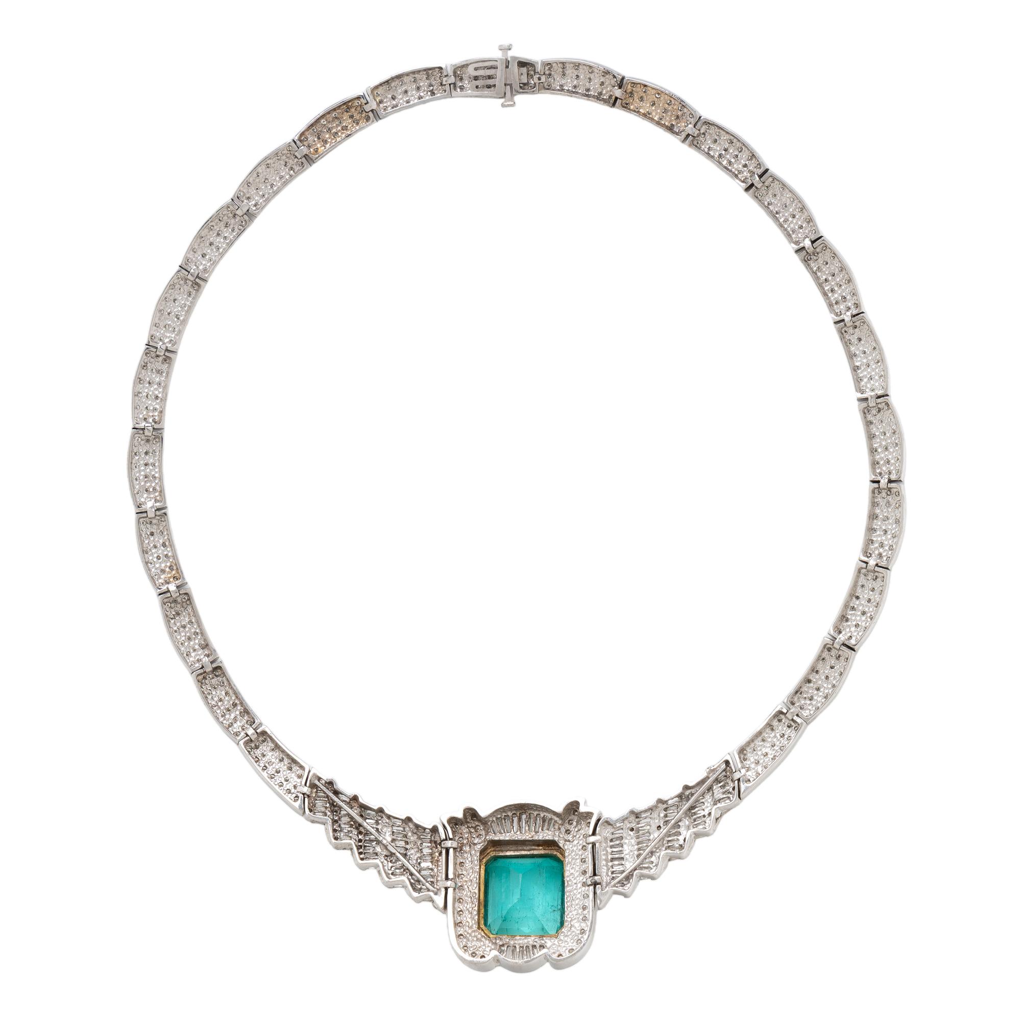 EMERALD, DIAMOND, AND WHITE GOLD NECKLACE