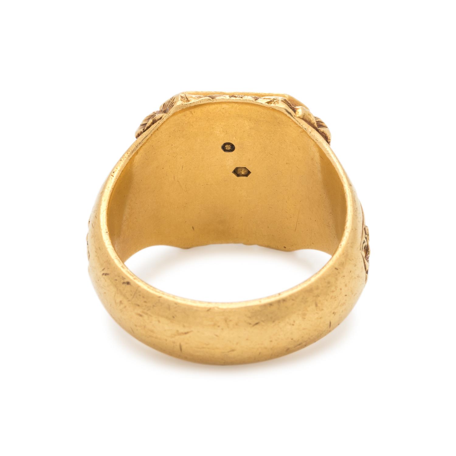 YELLOW GOLD RING