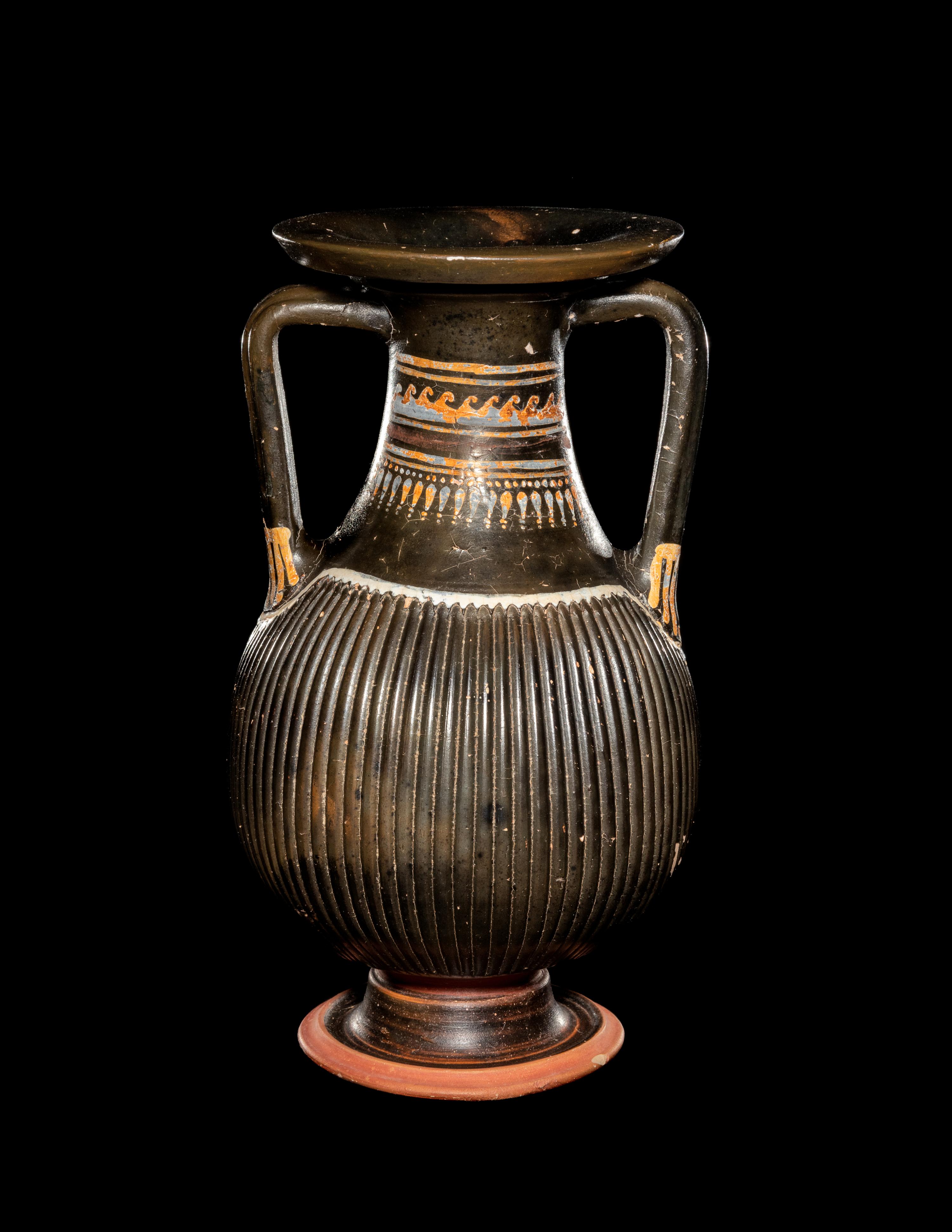 An Apulian Gnathian-Ware Ribbed Pelike