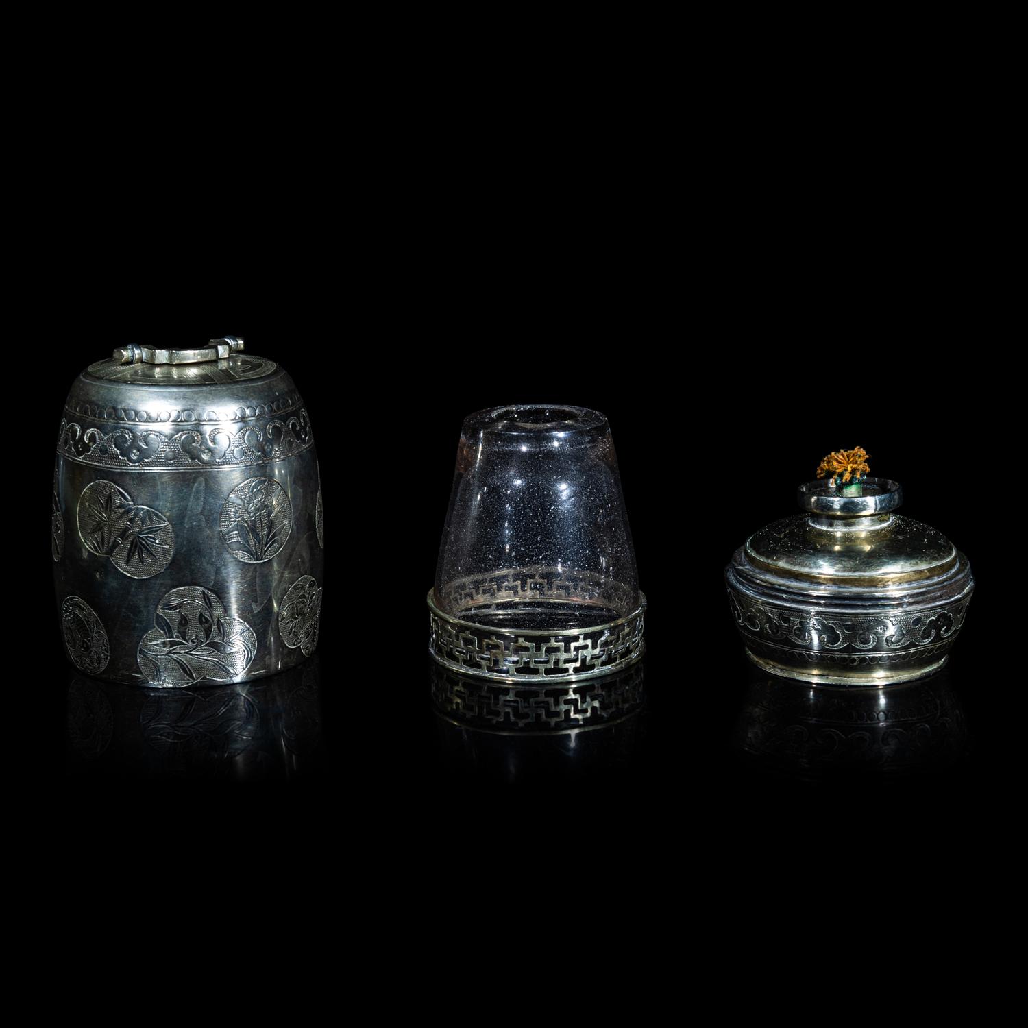 Two Chinese Opium Pipes and One Silver Opium Lamp, Late Qing-Republic Period 晚清-民國 烟槍、煙燈兩套