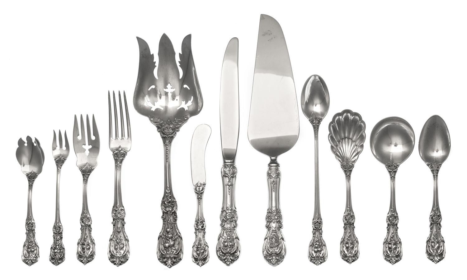 An American Flatware Service, Reed and Barton, Taunton, MA, Francis I pattern, comprising: 10 dinner knives 12 dinner forks 12 cocktail