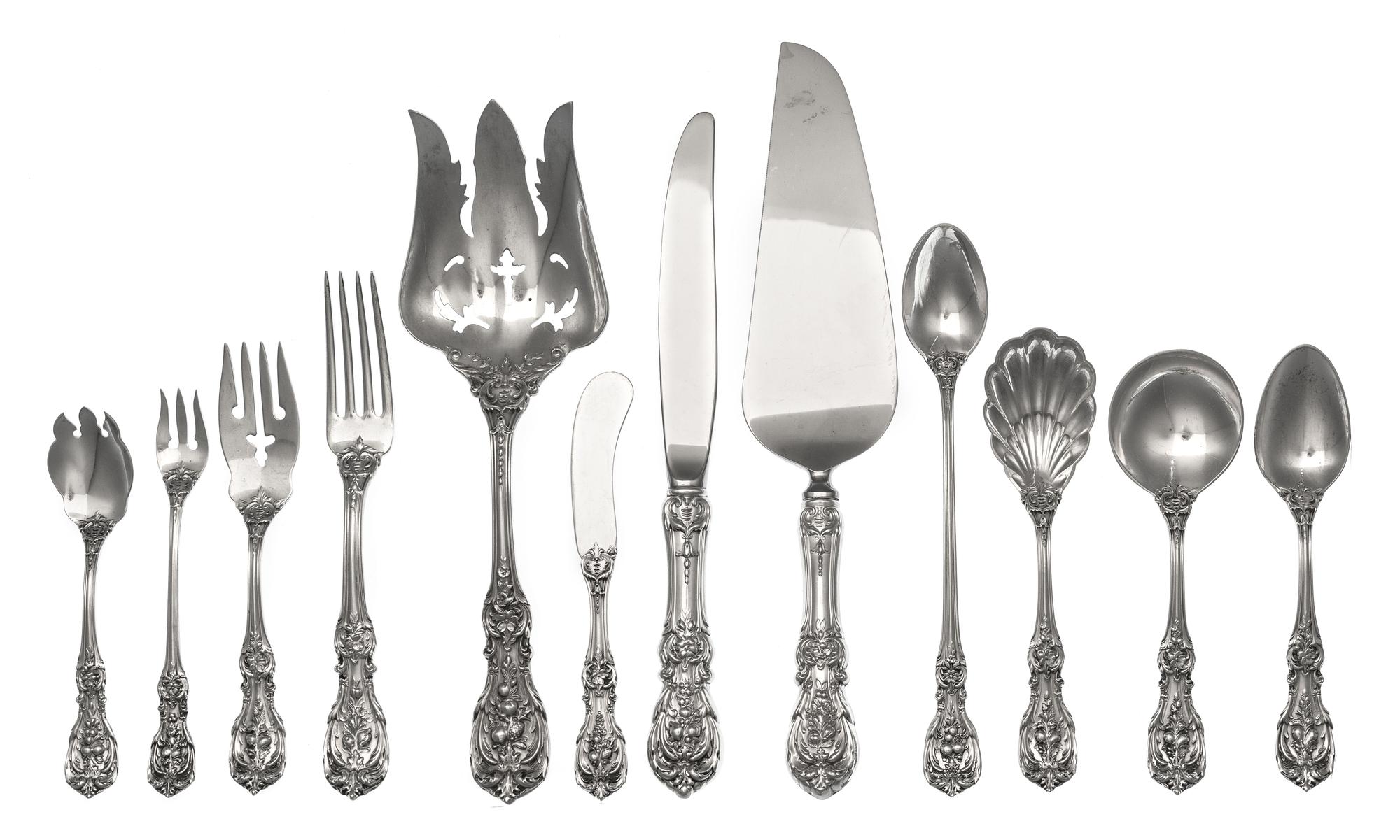 An American Flatware Service, Reed and Barton, Taunton, MA, Francis I pattern, comprising: 10 dinner knives 12 dinner forks 12 cocktail