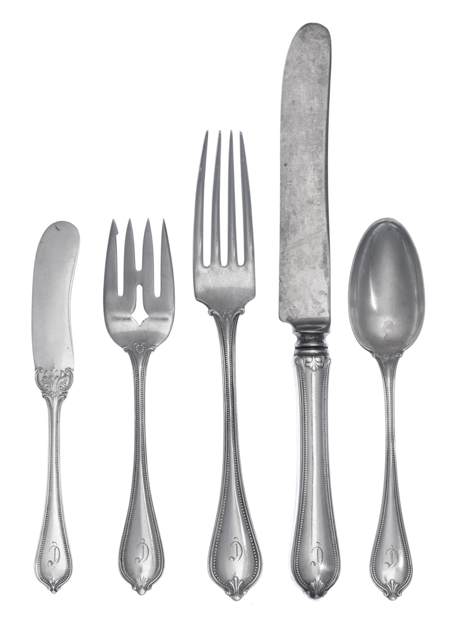 An American Silver Partial Dinner Service, Towle Silversmiths, Newburyport, MA, Old Newbury pattern, comprising: 3 dinner knives 11 but