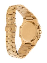 PATEK PHILIPPE, REF. 3800 18K YELLOW GOLD 'NAUTILUS' WRISTWATCH
