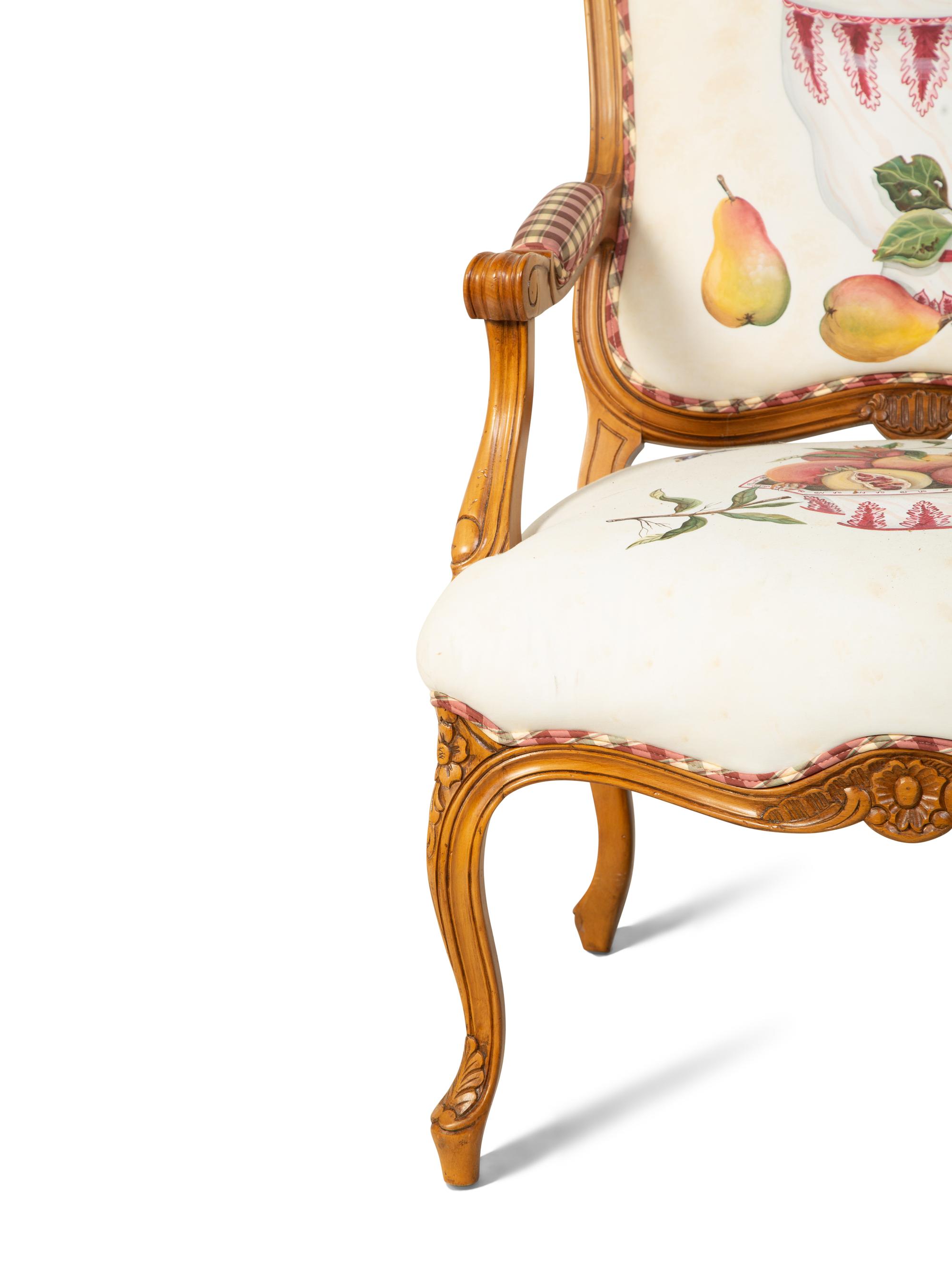 A Louis XV Style Carved Wood Fauteuil — 20TH CENTURY