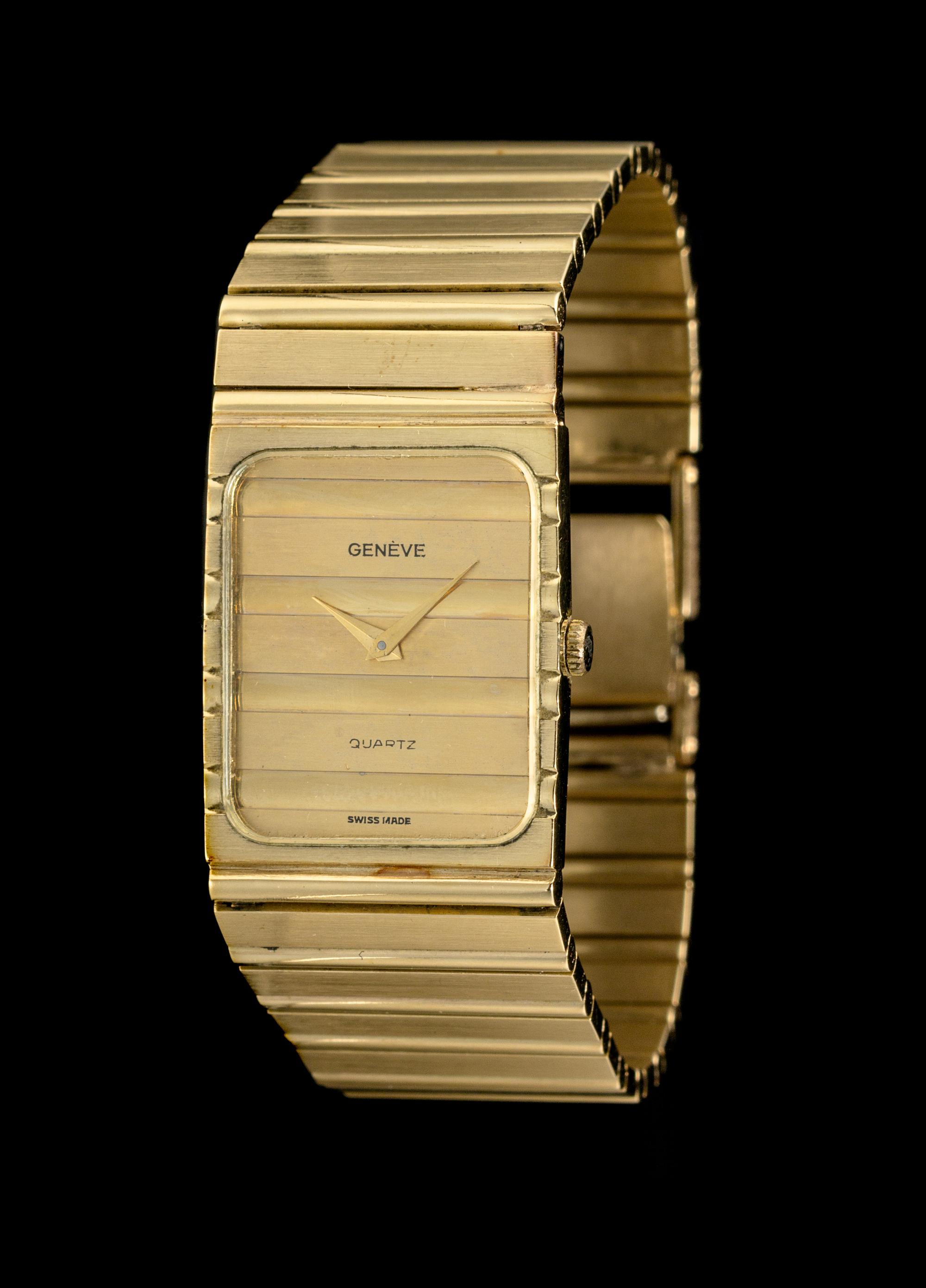 A 14 Karat Yellow Gold Wristwatch, Geneve,