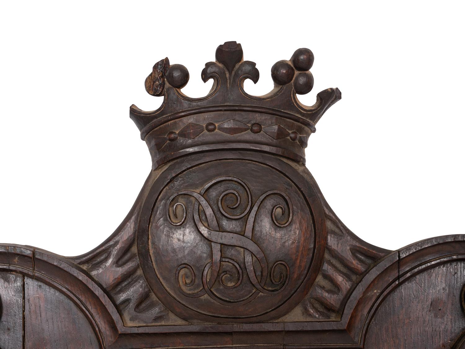 A Pair of Large Continental Cartouche-Form Hunting Lodge Pipe Racks