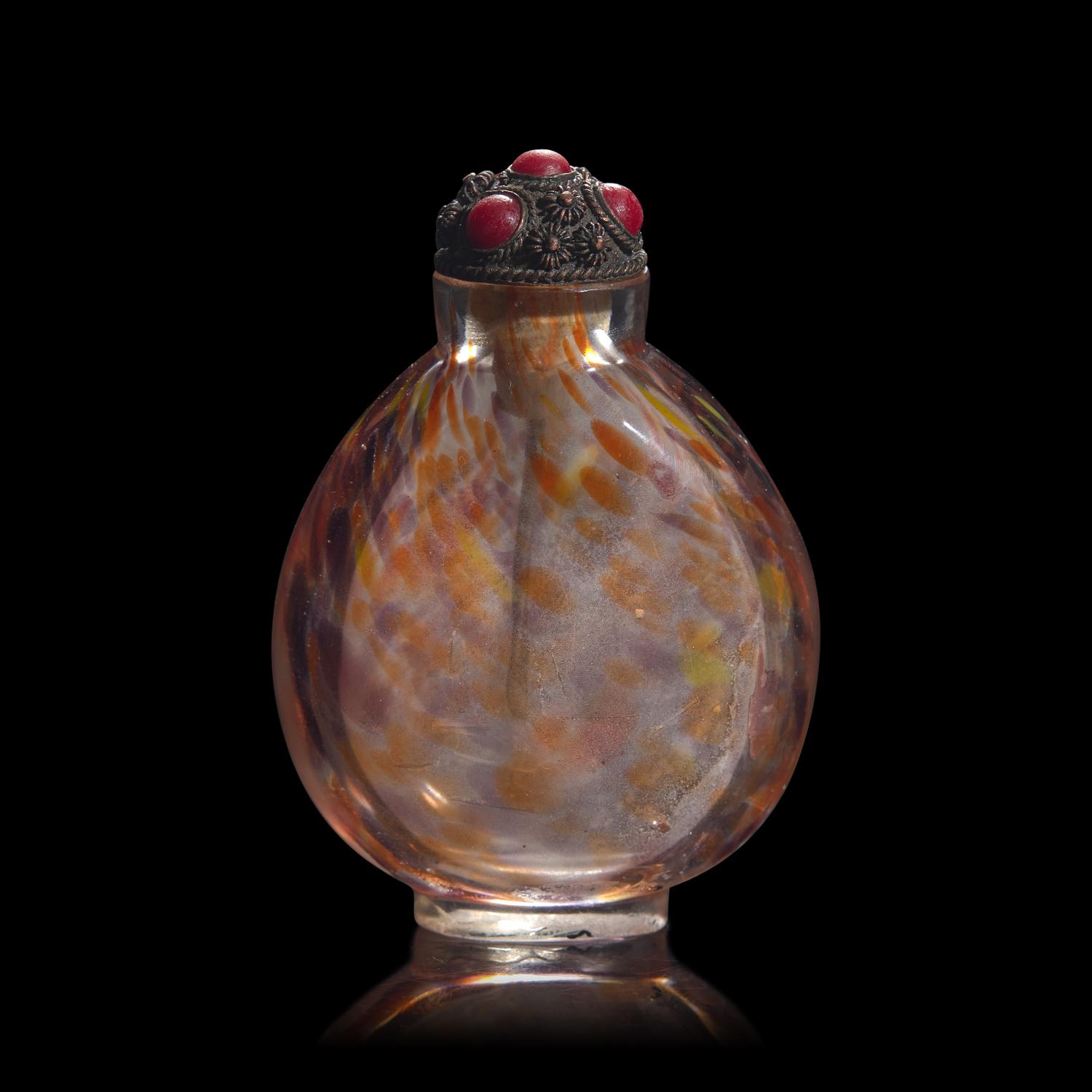 A Chinese Scarlet, Yellow and Aubergine Swirled Glass Snuff Bottle