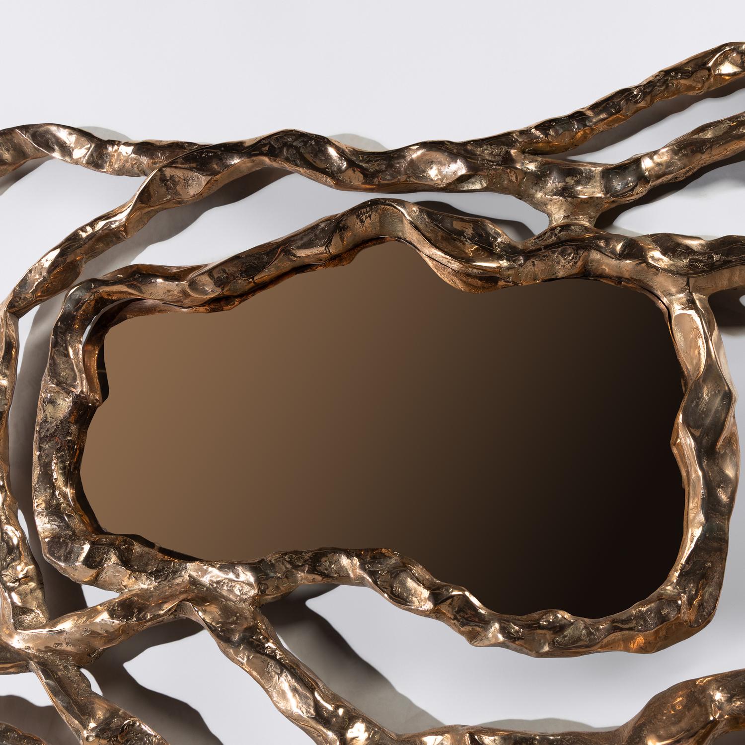 Aria mirror