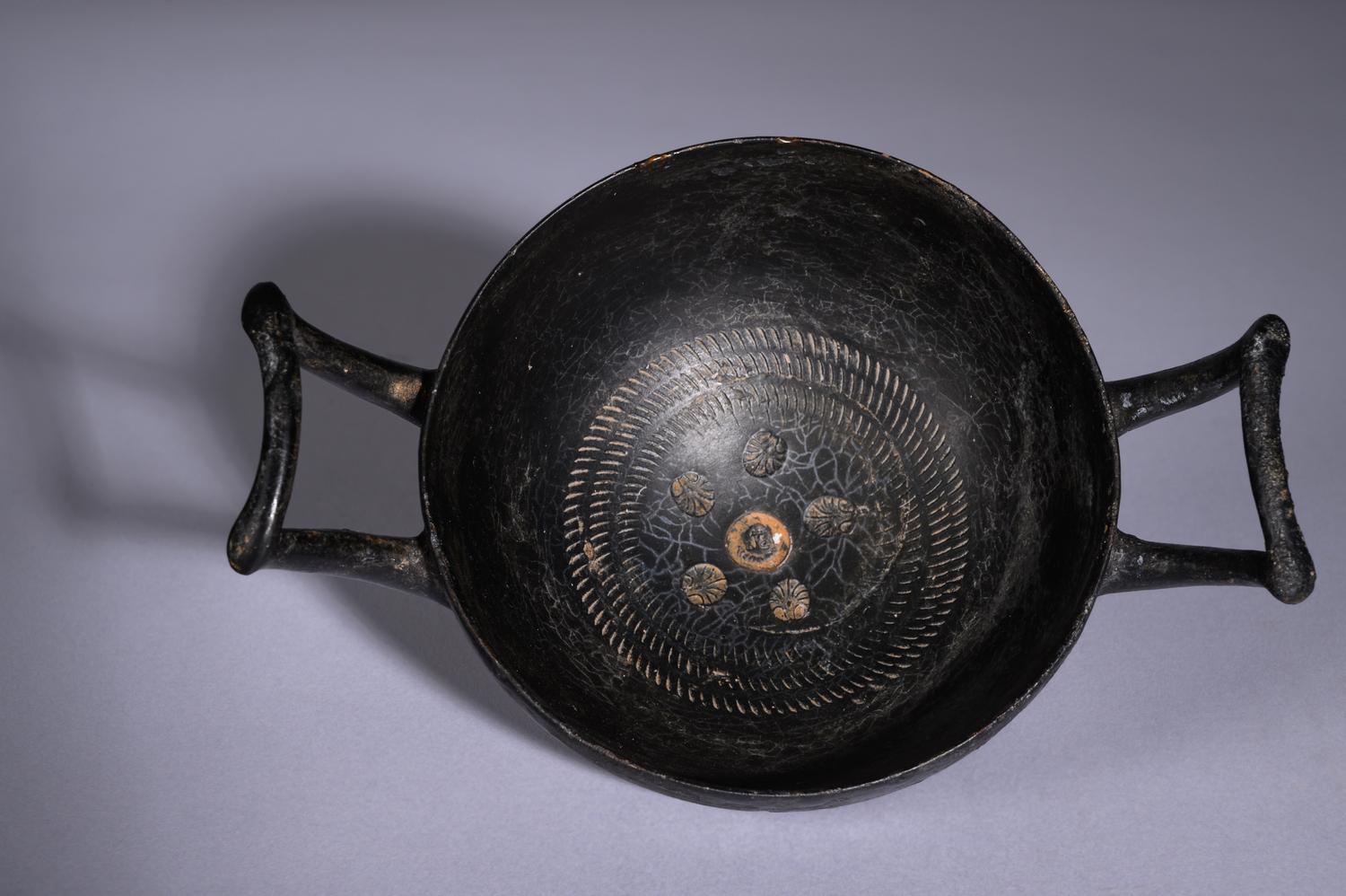 An Apulian Gnathian-Ware Stemless Kylix