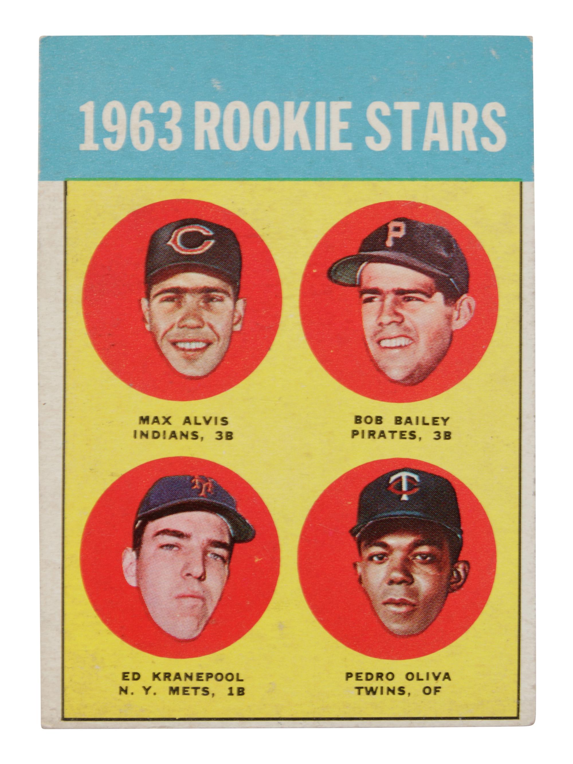 A Group of 16 Hall of Fame and Rookie Baseball Cards including Mantle, Aaron, Bench Rookie,
