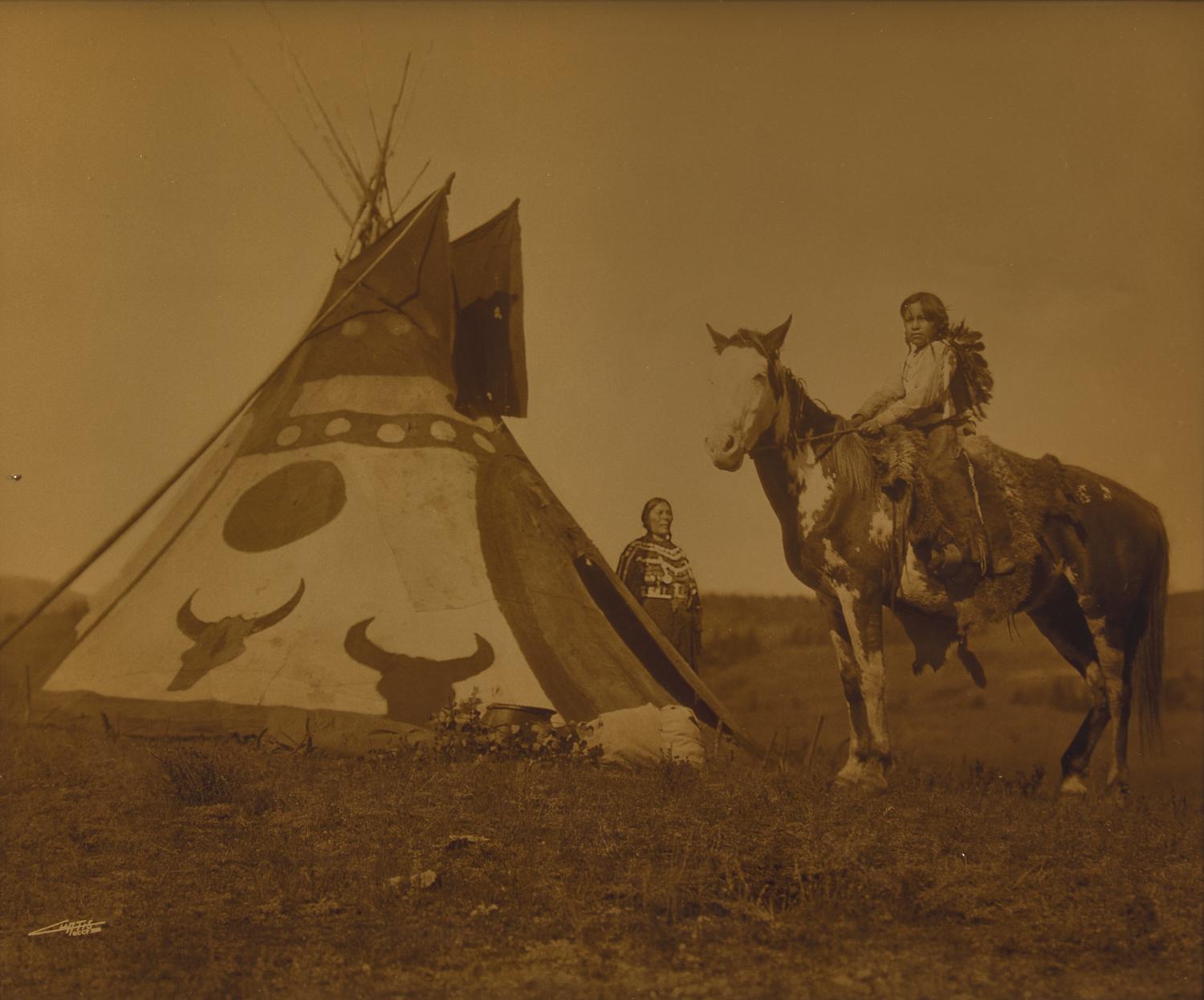 [Native-Americana] Curtis, Edward. A Painted Tipi-Assiniboin