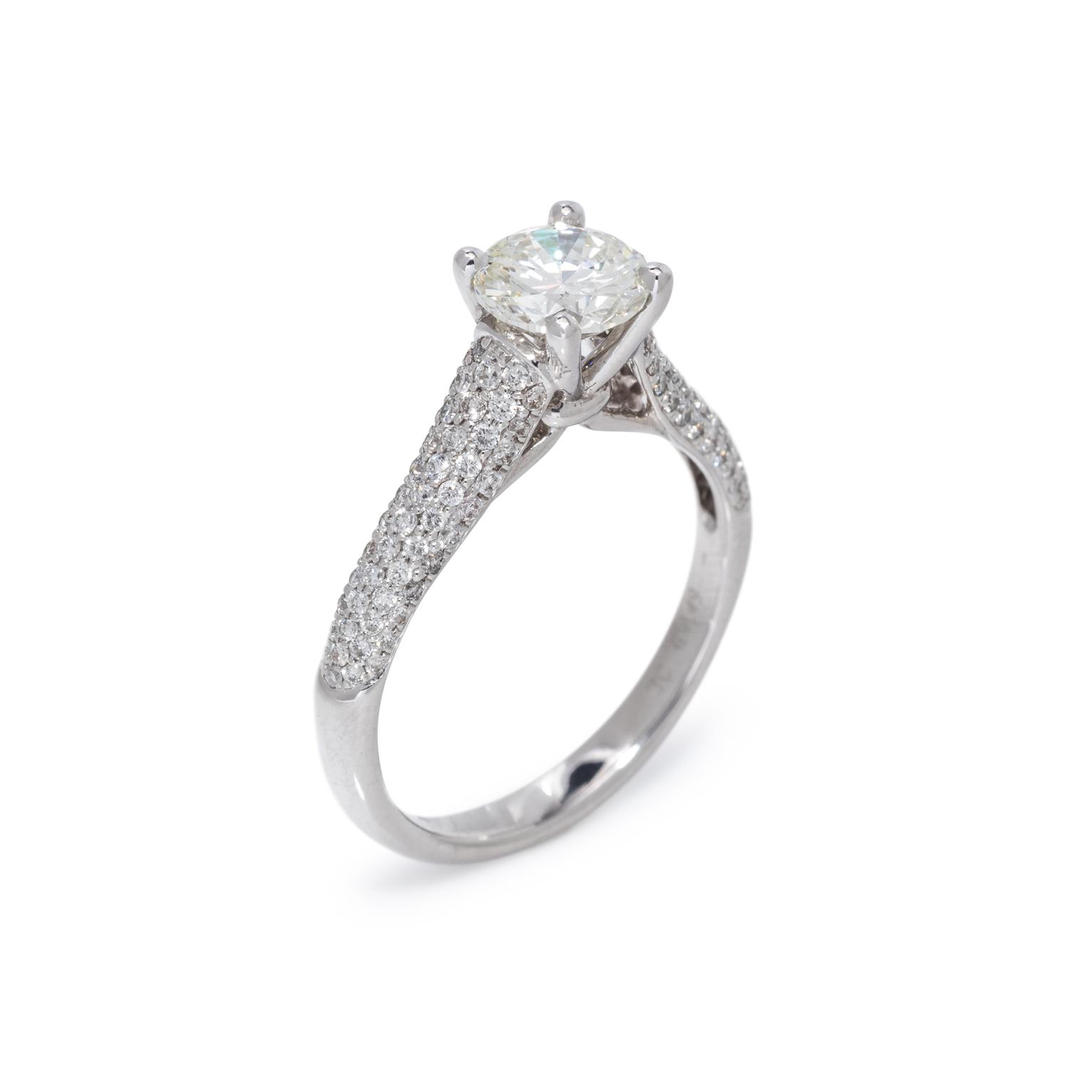 DIAMOND RING