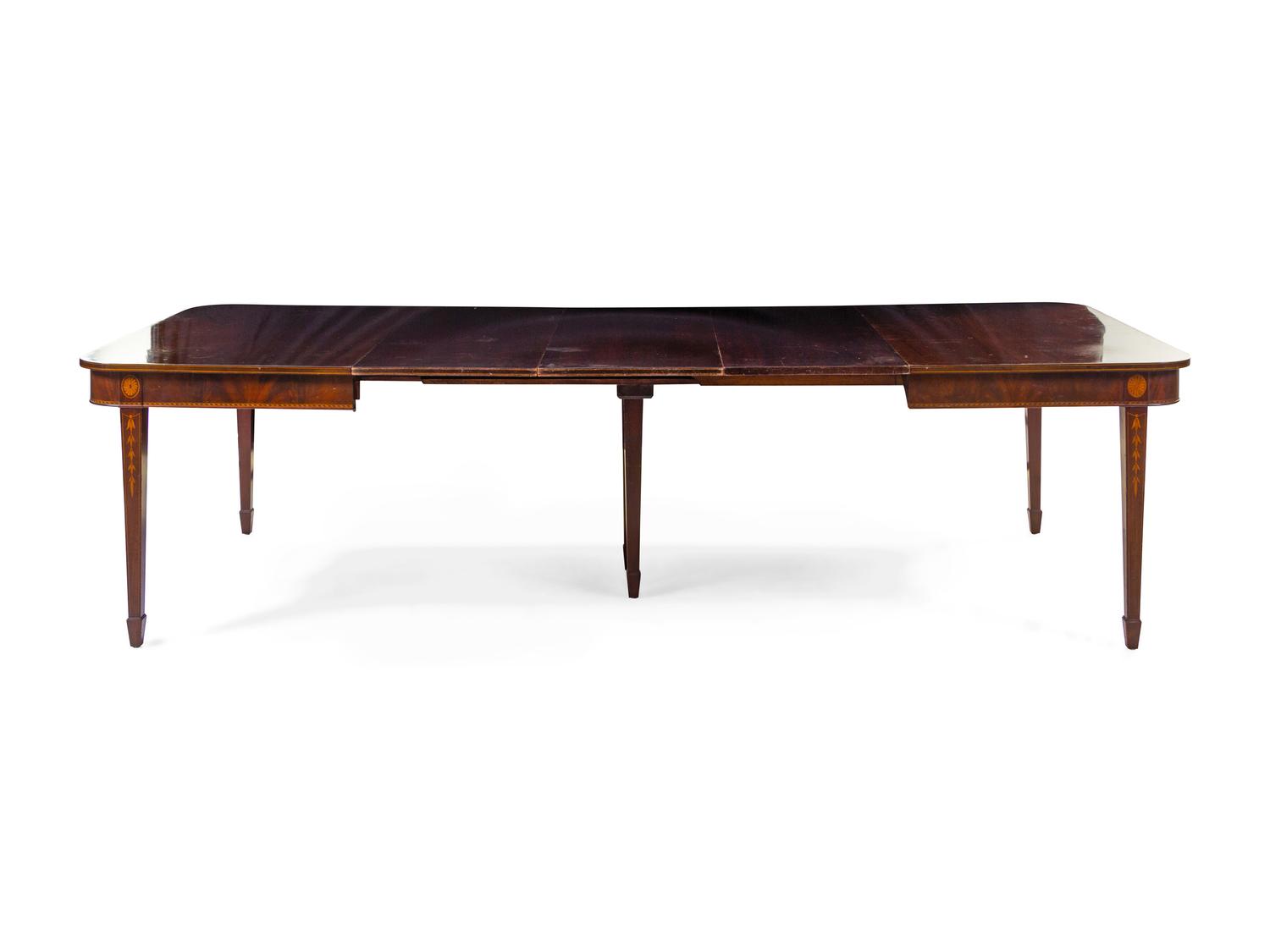 A George III Style Mahogany Dining Table — POTTHAST BROS., BALTIMORE, MD, EARLY 20TH CENTURY