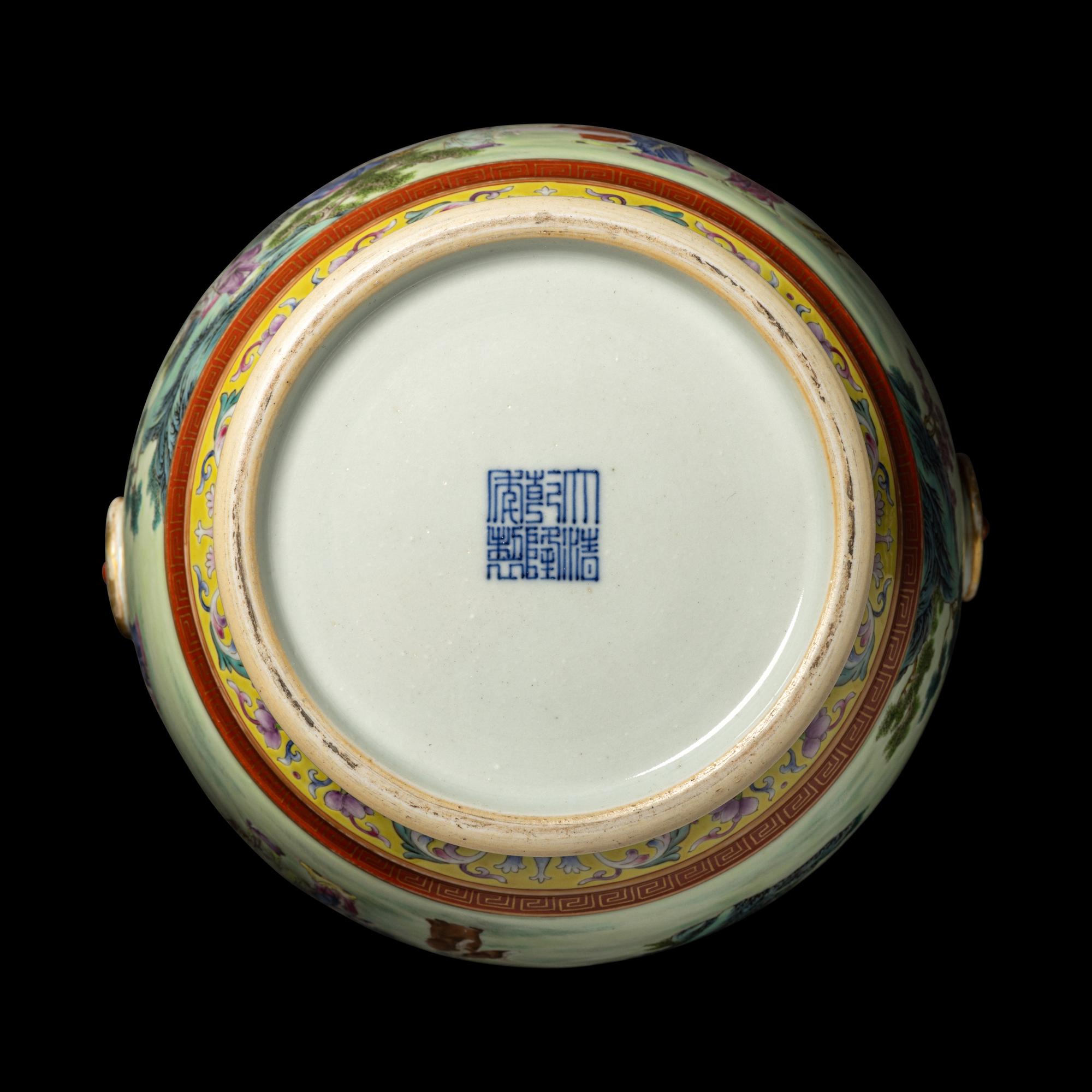 A Chinese Famille Rose Porcelain Baluster Hu Vase 粉彩竹林七賢圖雙耳壺