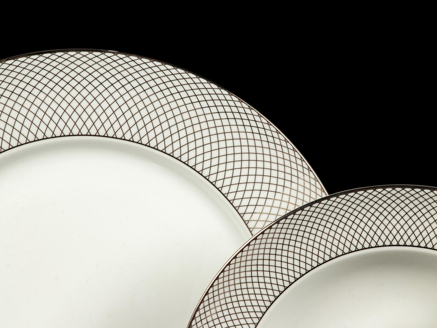 A Rosenthal Platinum Grail Porcelain Dinner Service