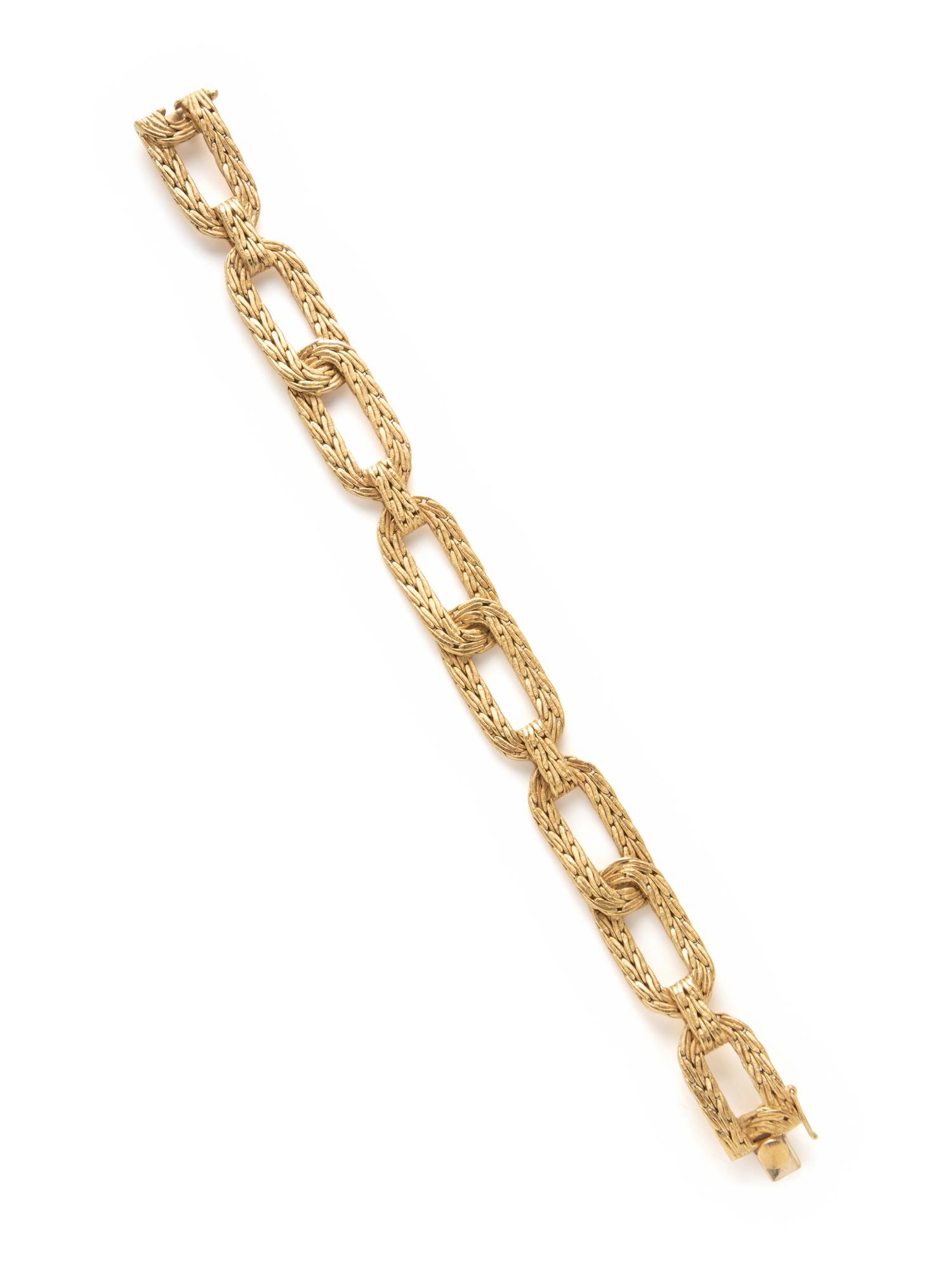 BUCCELLATI, YELLOW GOLD BRACELET