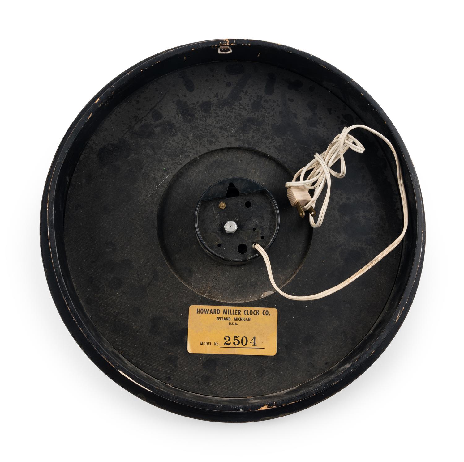 Wall Clock, model 2504 Howard Miller Clock Company, USA