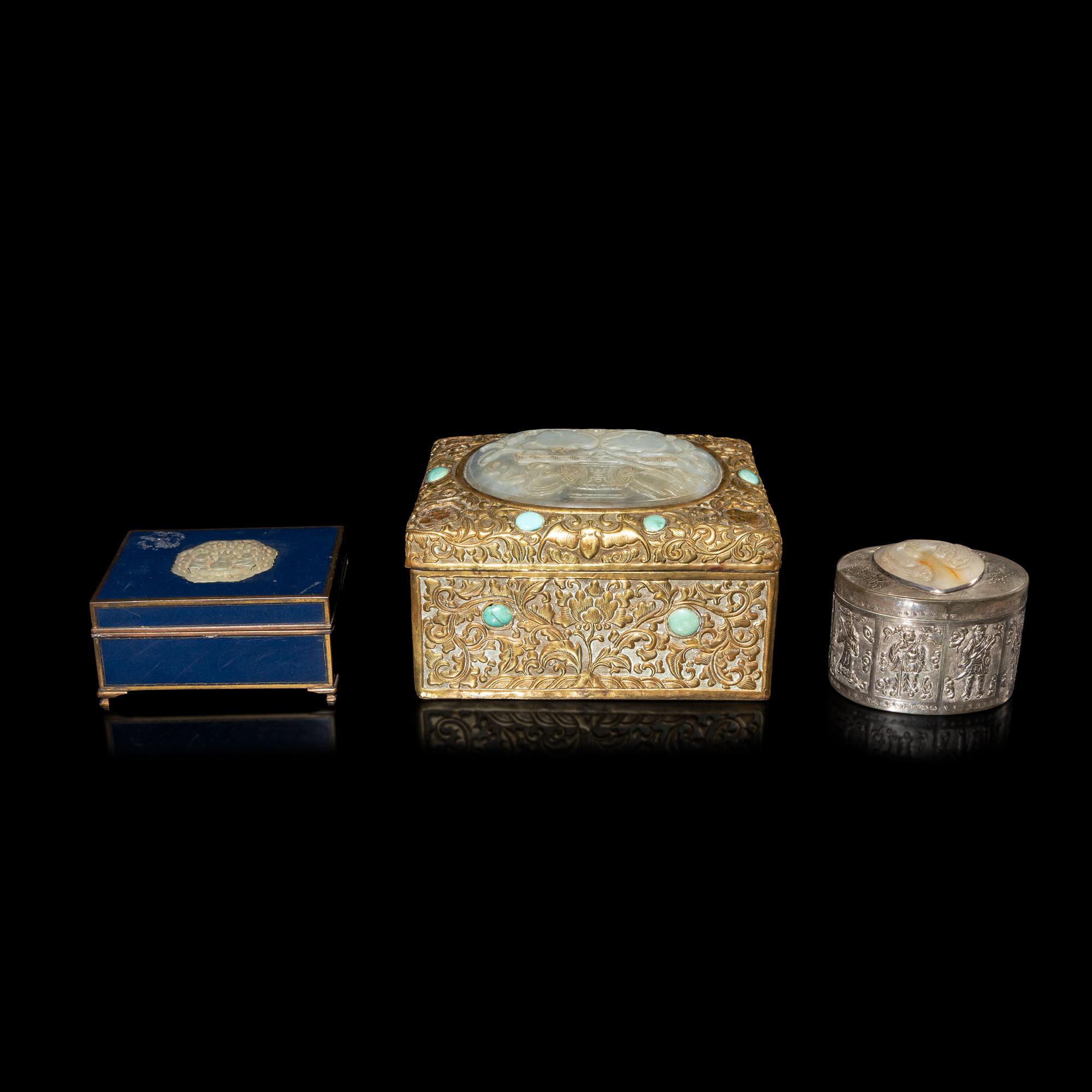 Three Jade Inset Metal Covered Boxes, 20th Century 近代 銀、銅嵌玉盒三隻