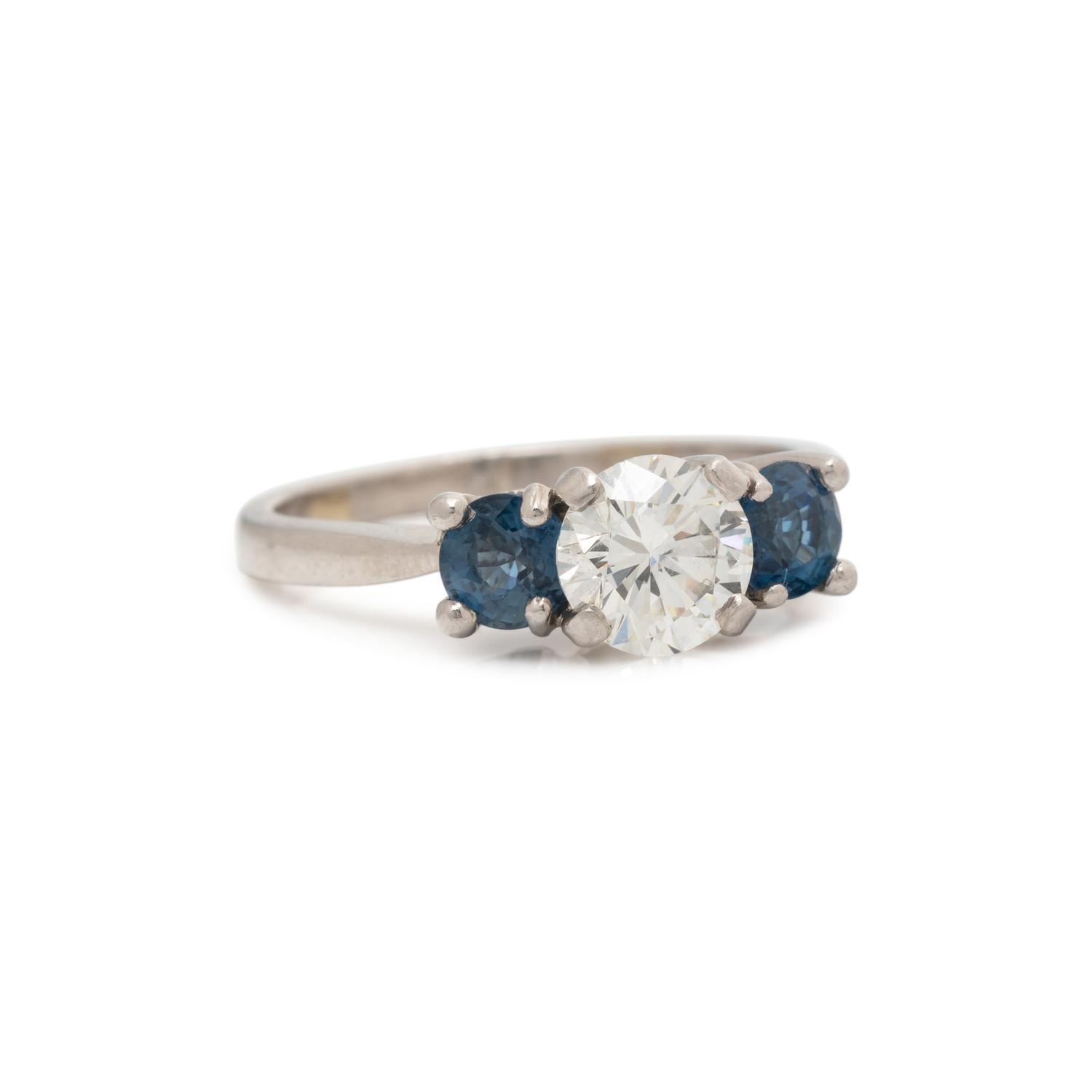 DIAMOND AND SAPPHIRE RING