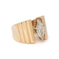 DIAMOND AND YELLOW GOLD RING