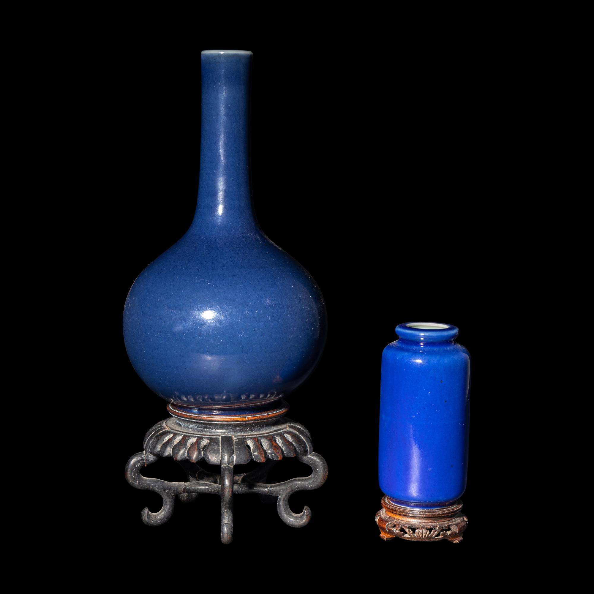 Two Chinese Blue Glazed Porcelain Vases, 19th-20th Century 晚清-民國 霽藍釉瓶兩隻