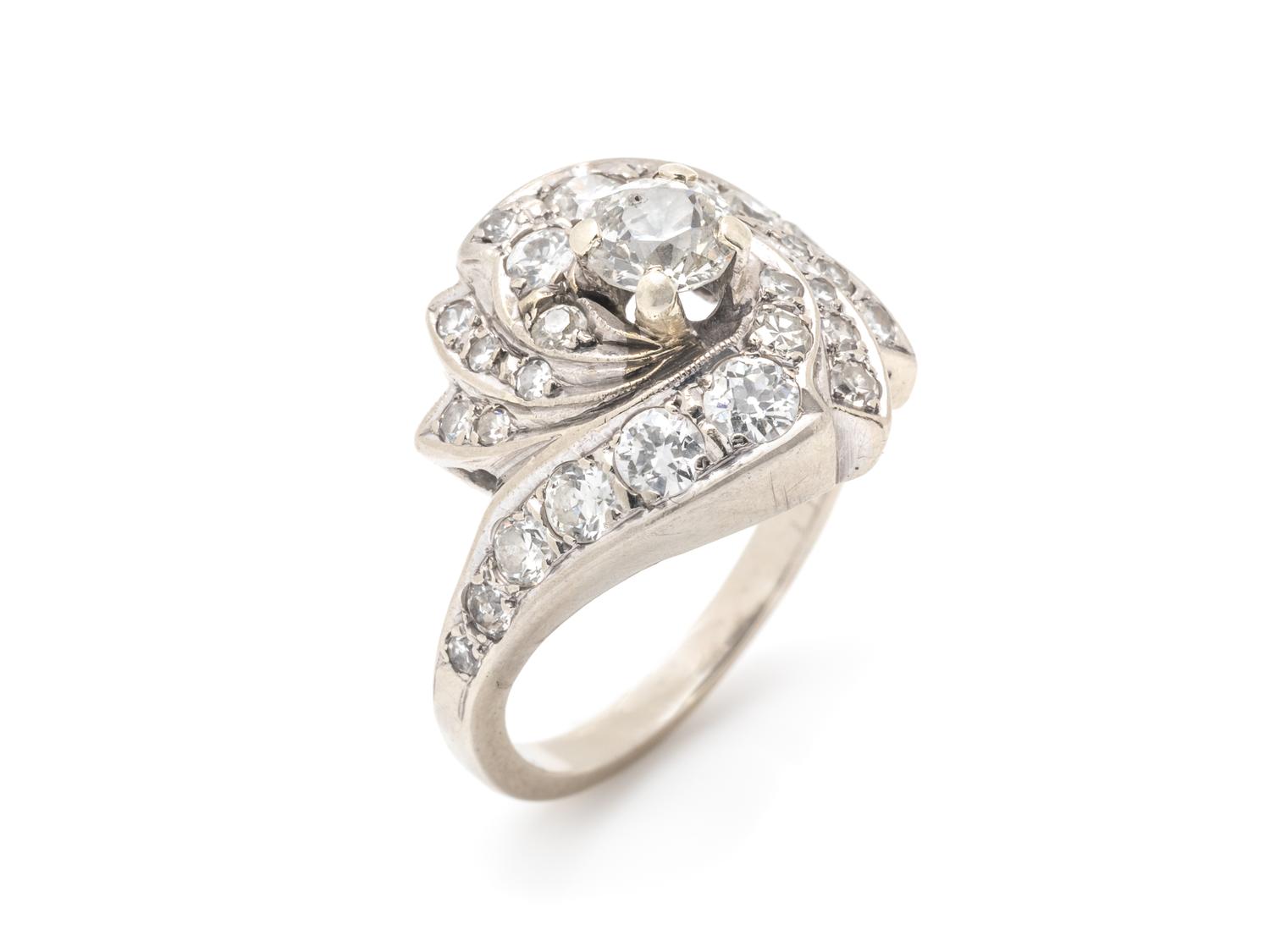 DIAMOND RING