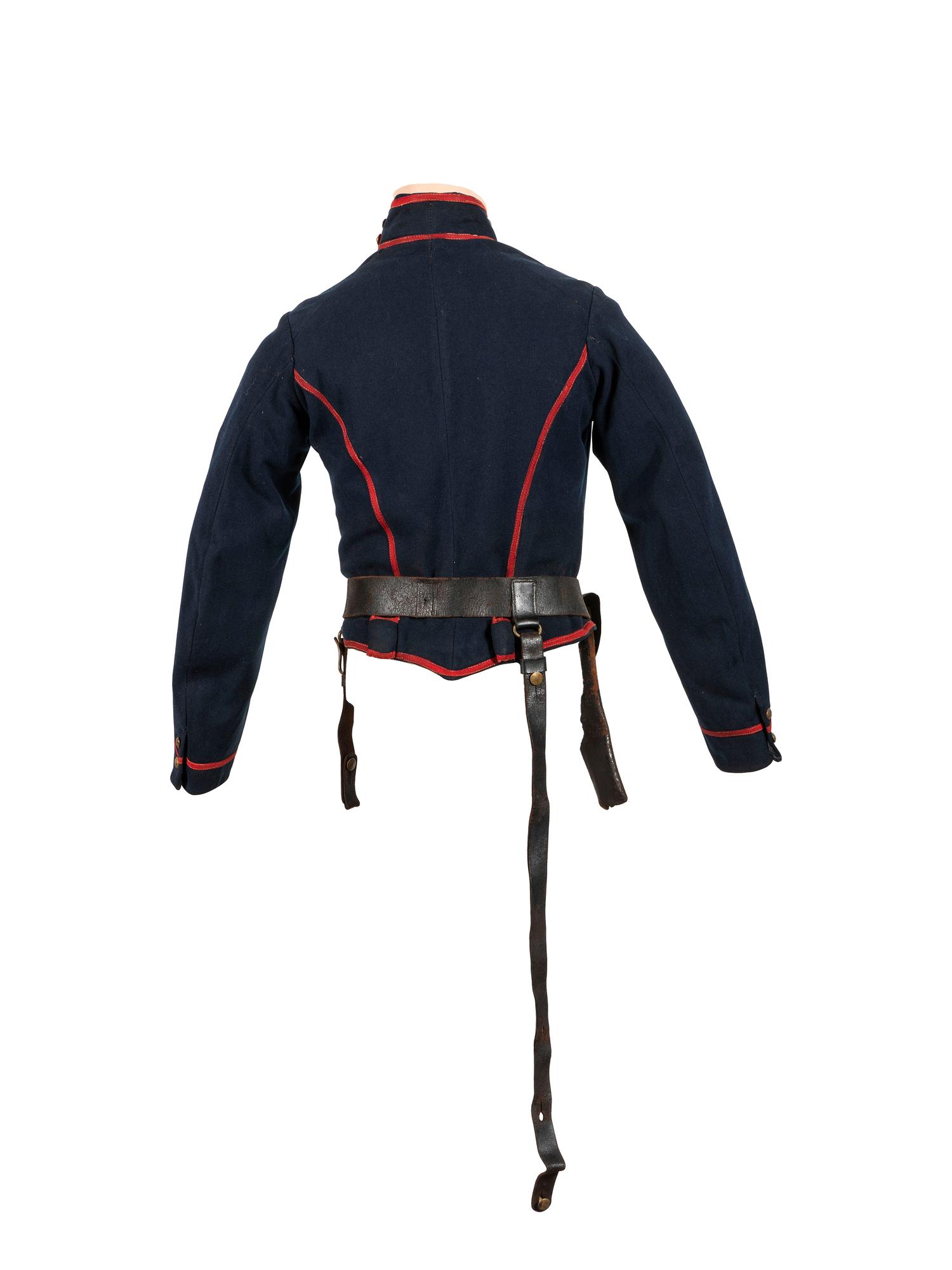 [CIVIL WAR]. Union Artillery shell jacket with saber belt and holster.