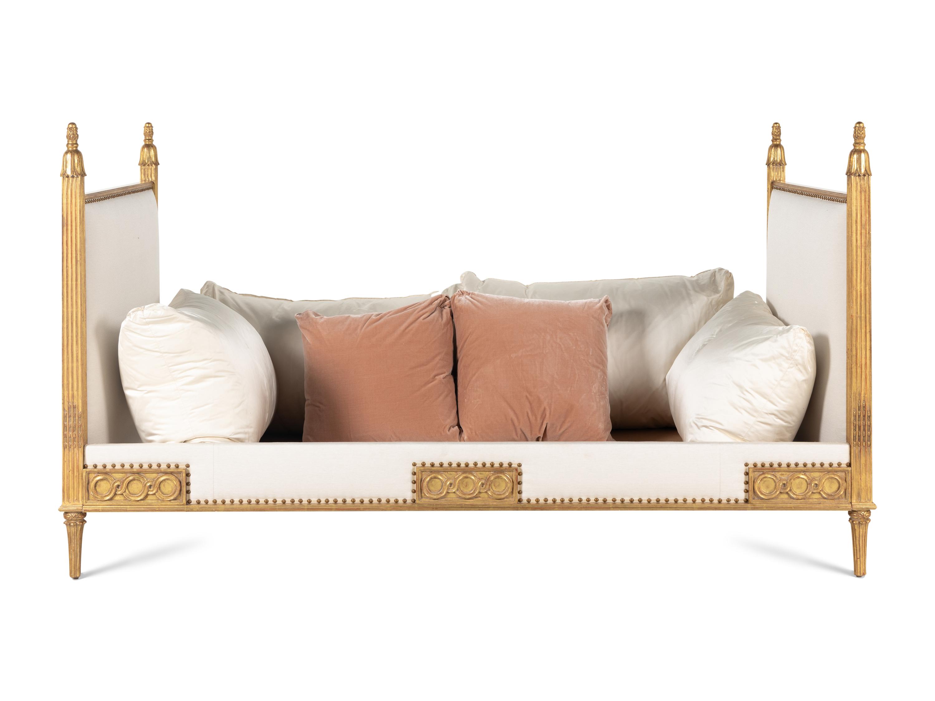 An Ebanista Villandry Daybed